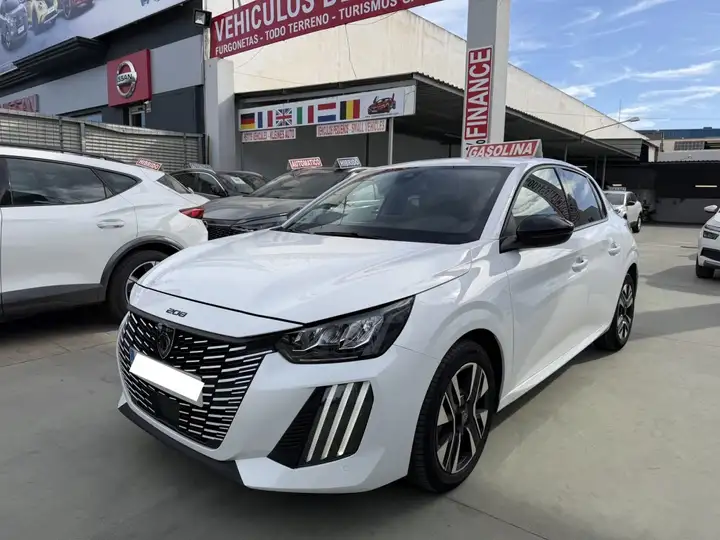 Peugeot 208 5P Allure Puretech S&S 6 Vel. MAN 2025