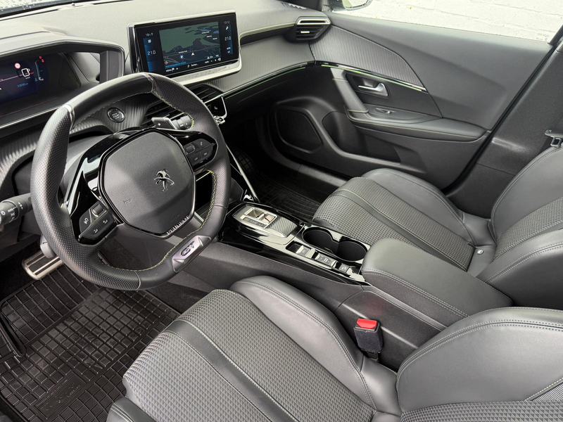 Peugeot 2008 PureTech 130 GT*LED*RFK*GJR*Navi* — photo 7