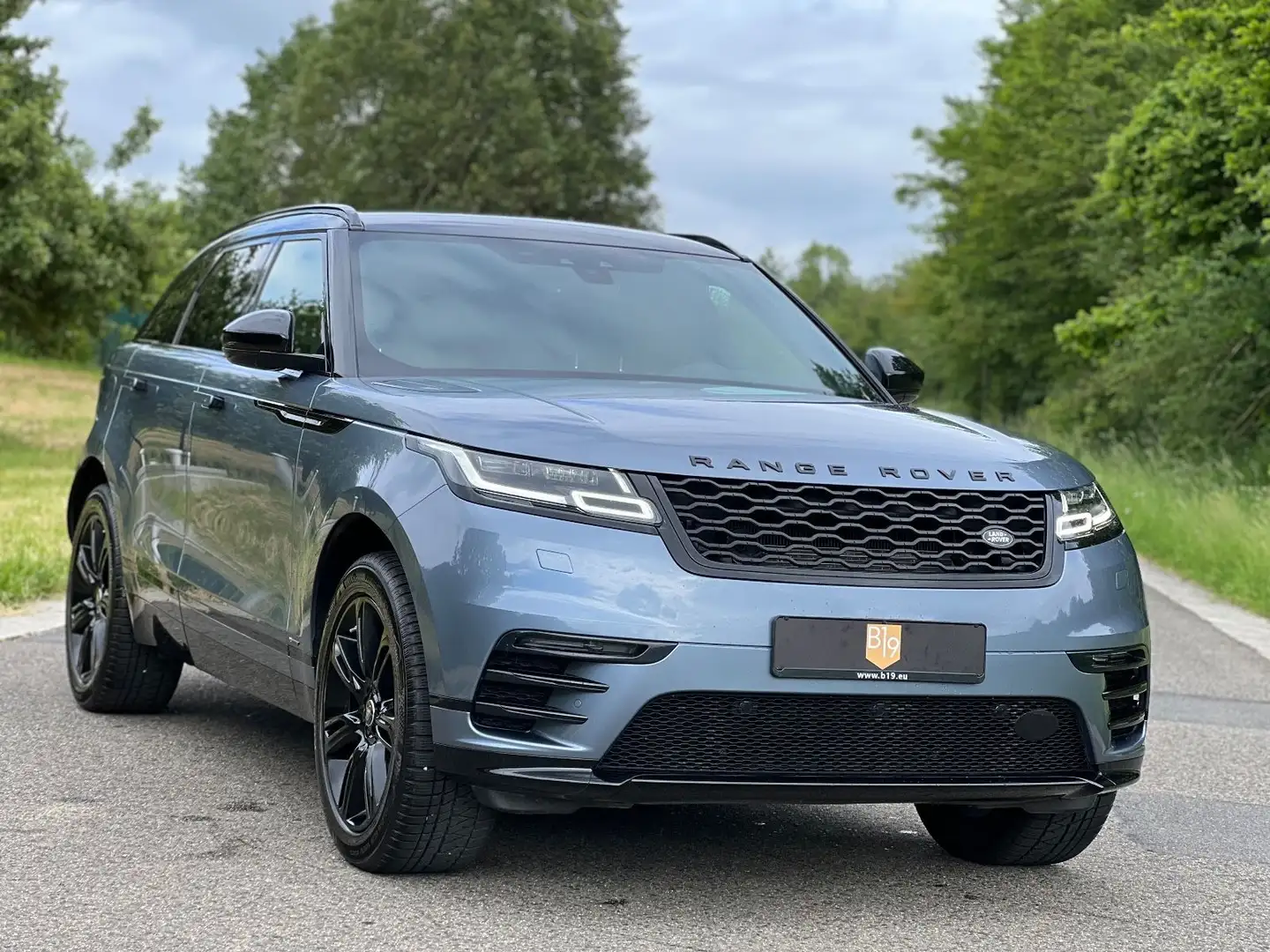 Land Rover Range Rover Velar R-Dynamic S/Meridian/Cam/ACC/ Grau - 2