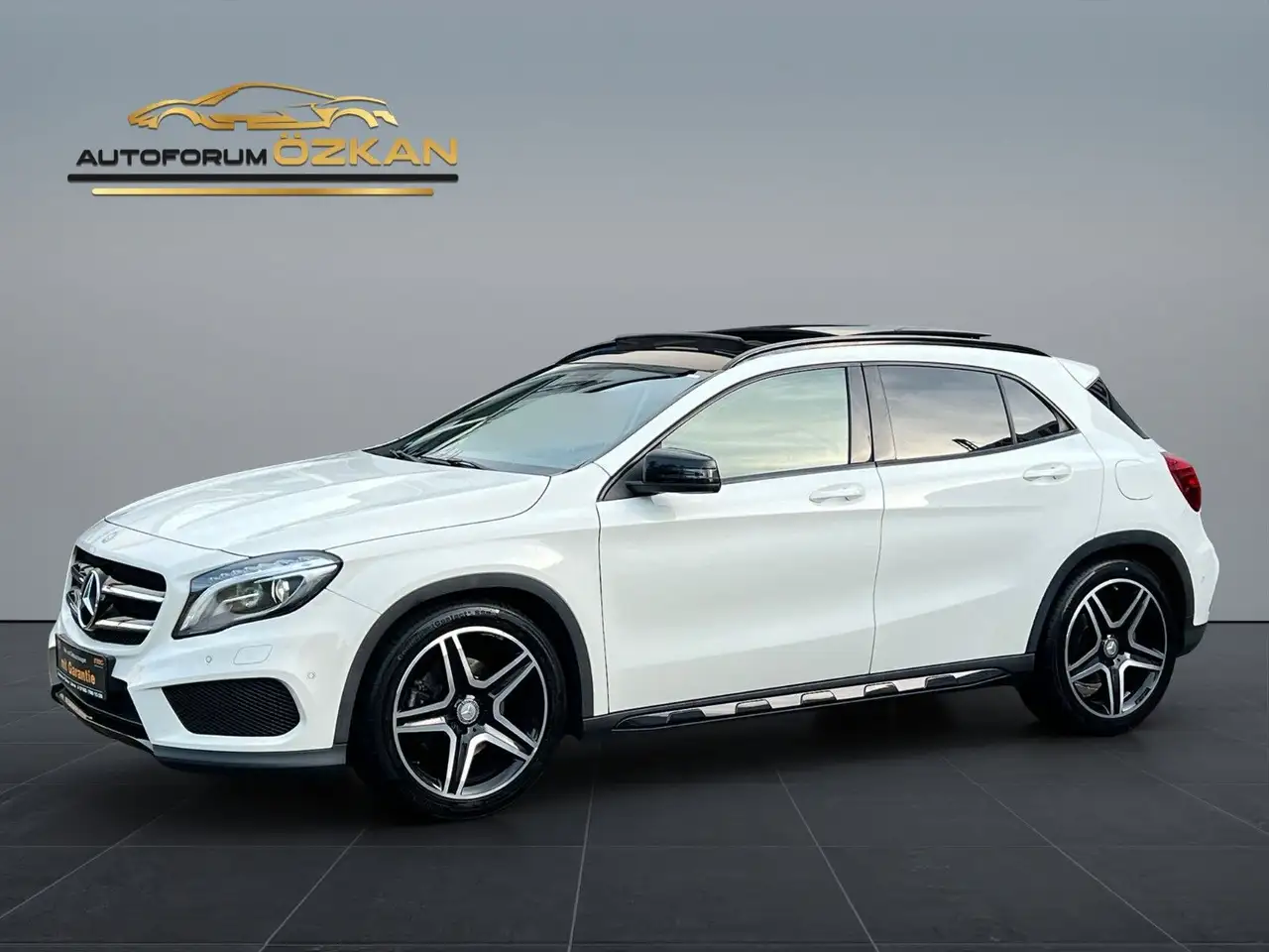 Mercedes-Benz GLA 220