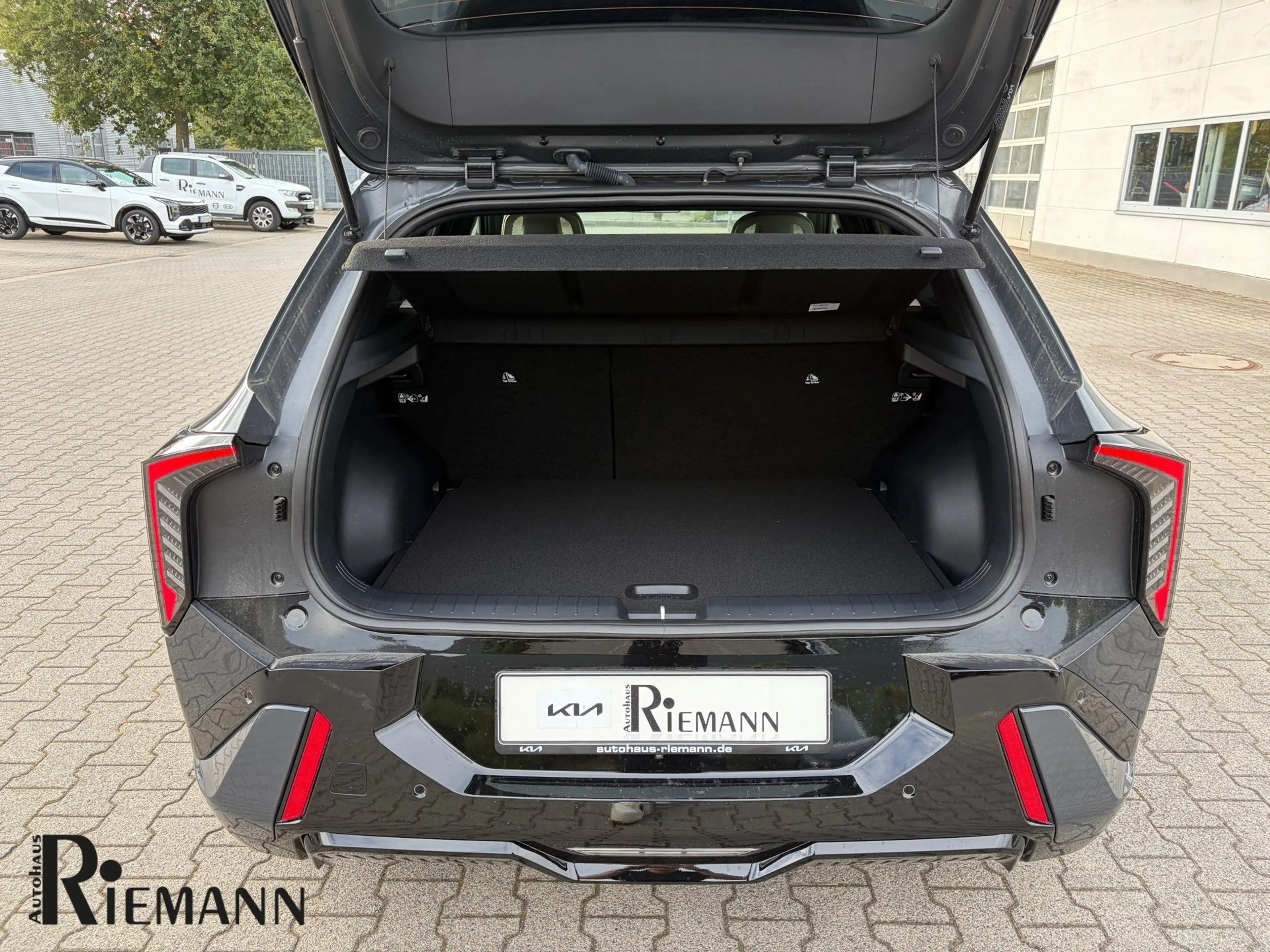 Kia EV4 81,4-kWh GT-Line + DriveWise-Park-Paket — photo 11