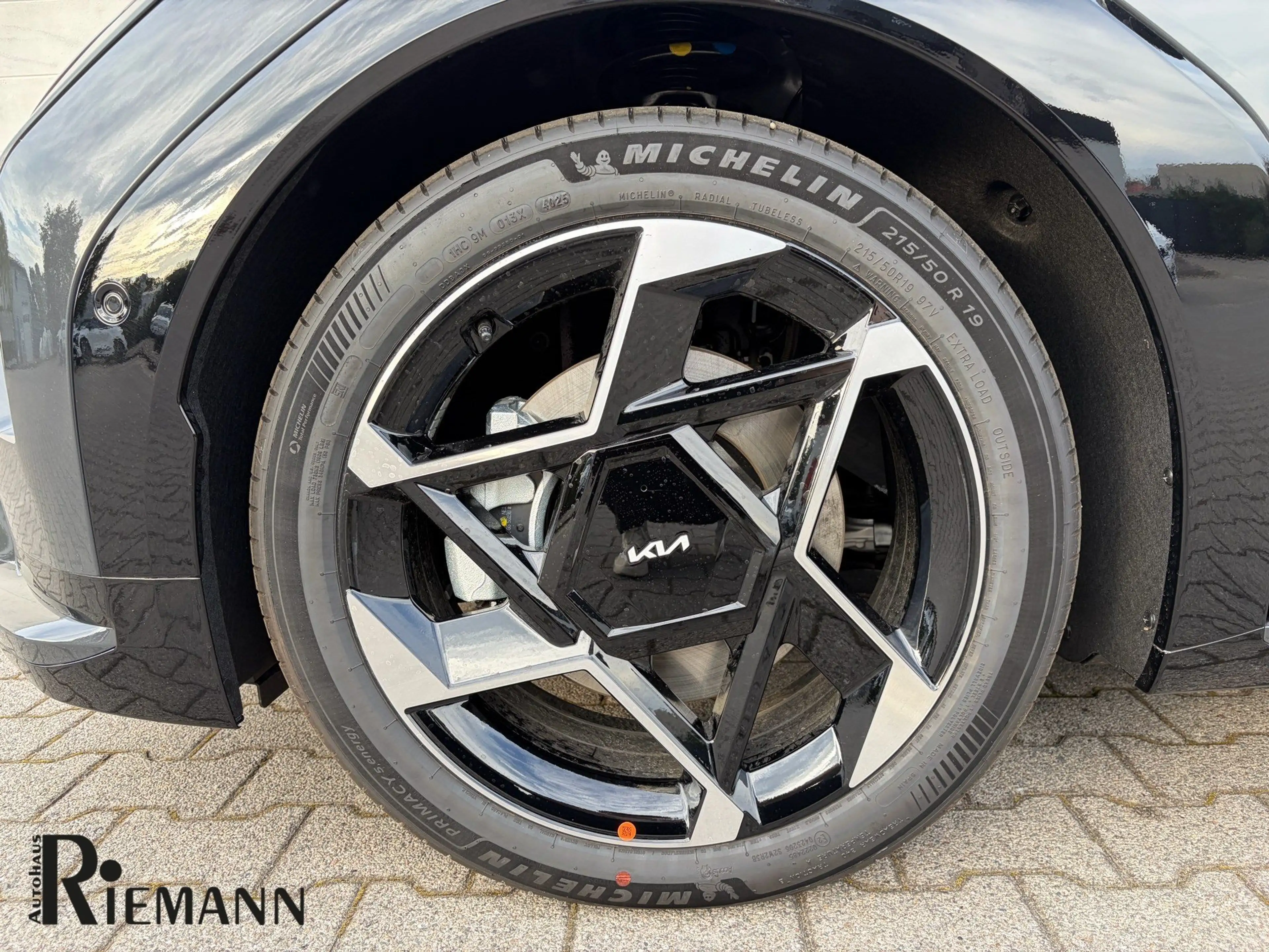 Kia EV4 81,4-kWh GT-Line + DriveWise-Park-Paket — photo 9