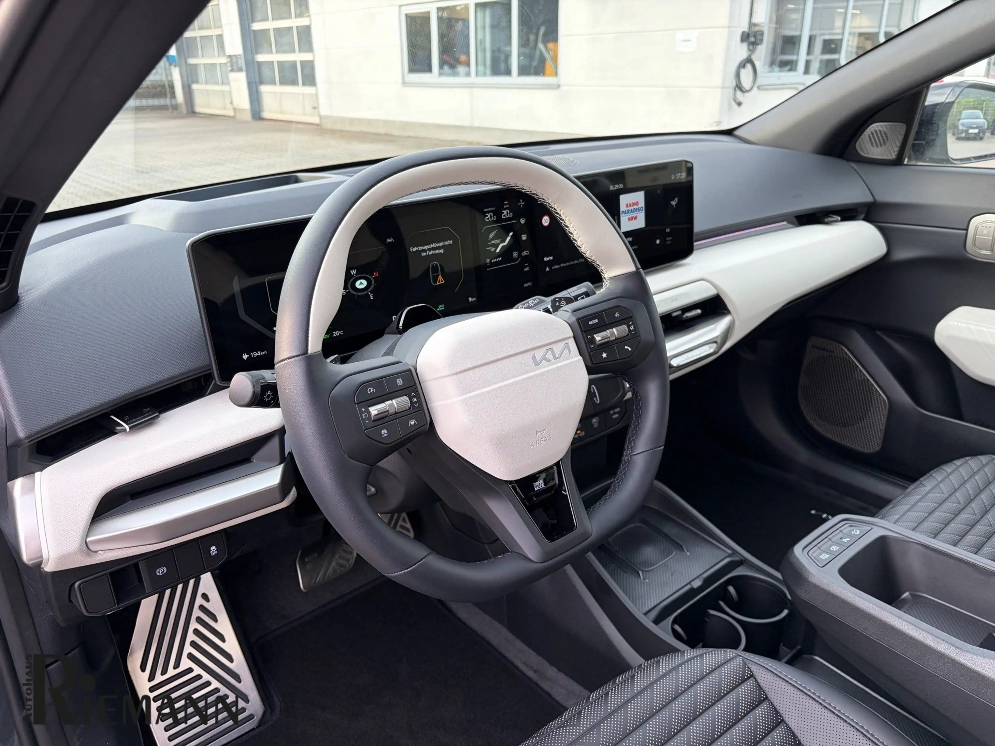 Kia EV4 81,4-kWh GT-Line + DriveWise-Park-Paket — photo 7