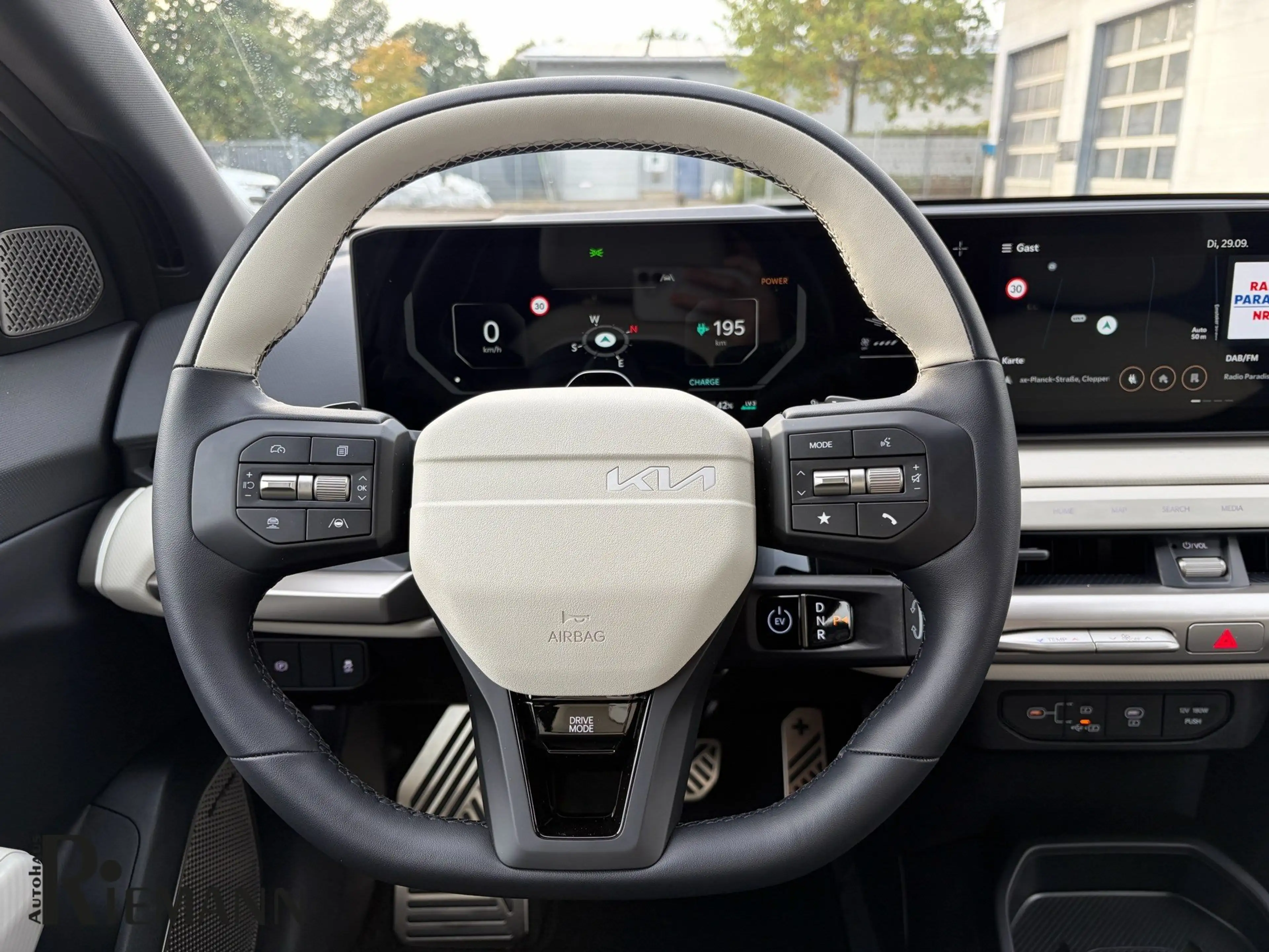 Kia EV4 81,4-kWh GT-Line + DriveWise-Park-Paket — photo 12