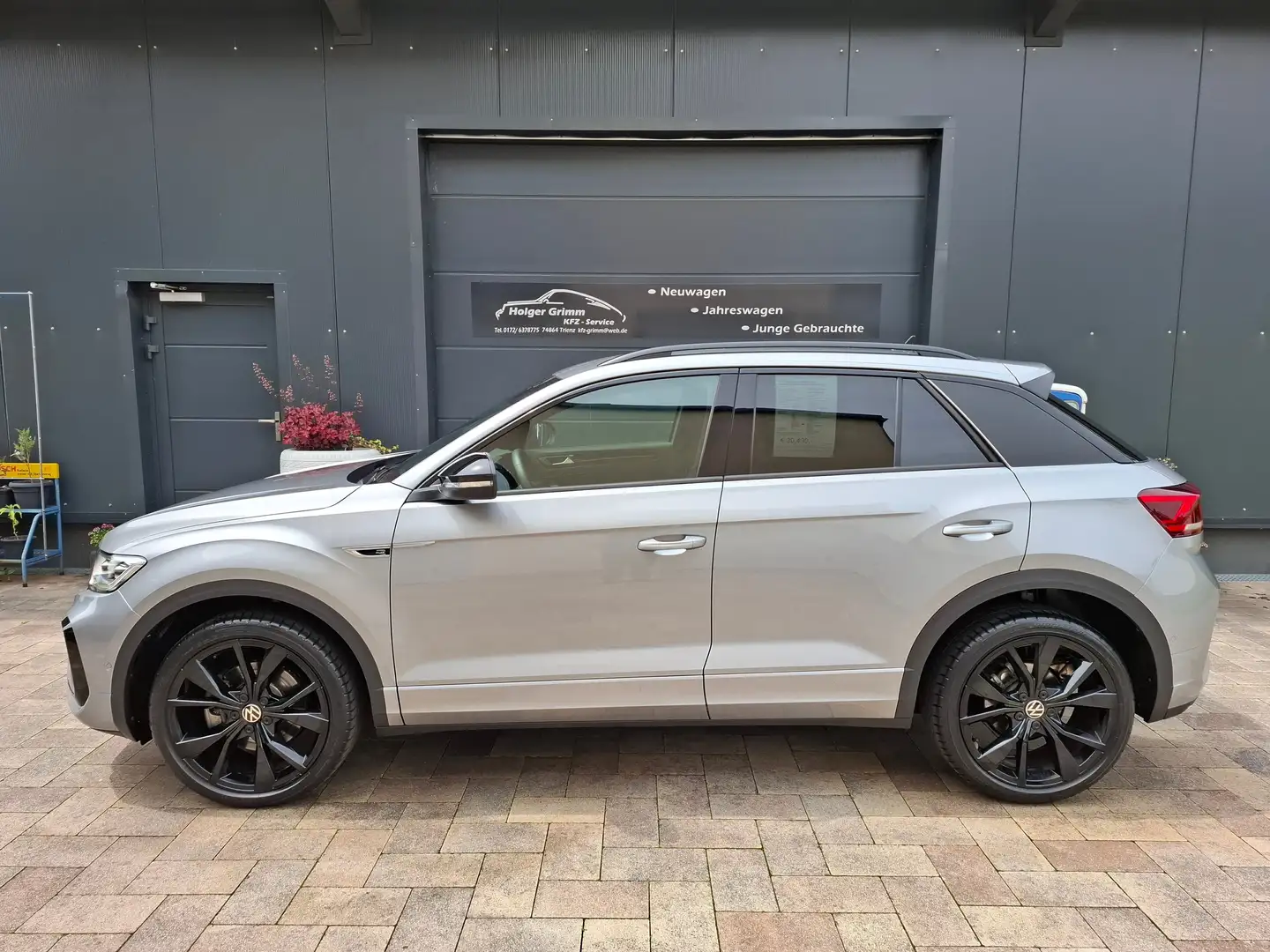 Volkswagen T-Roc DSG/R-Line Black/Matrix/Sitzheiz/Kamera/Totwinkel Grau - 1