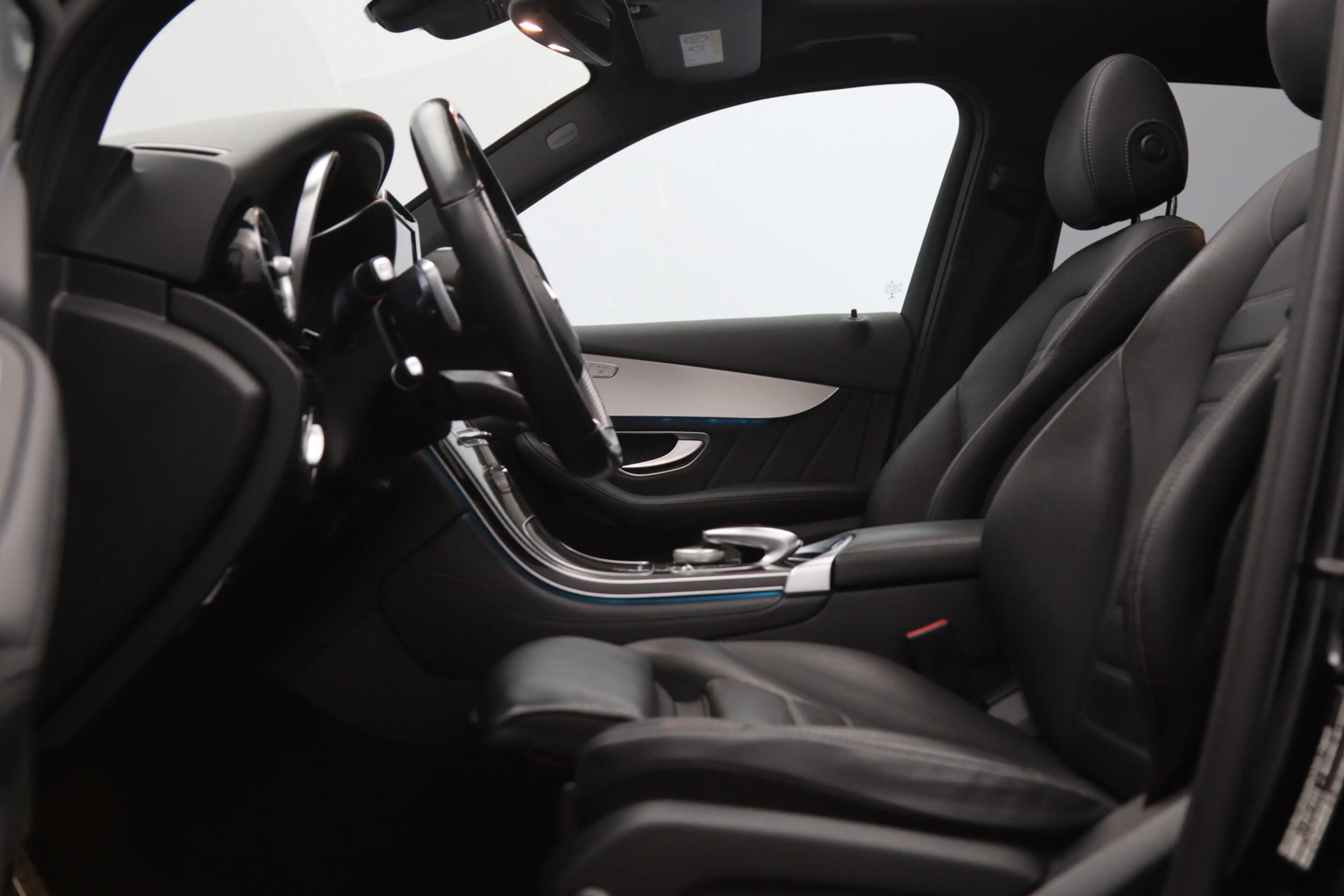 Mercedes-Benz GLC 350 350e 4MATIC 320 PK AMG-Line Ambition PHEV, Panoram — photo 3