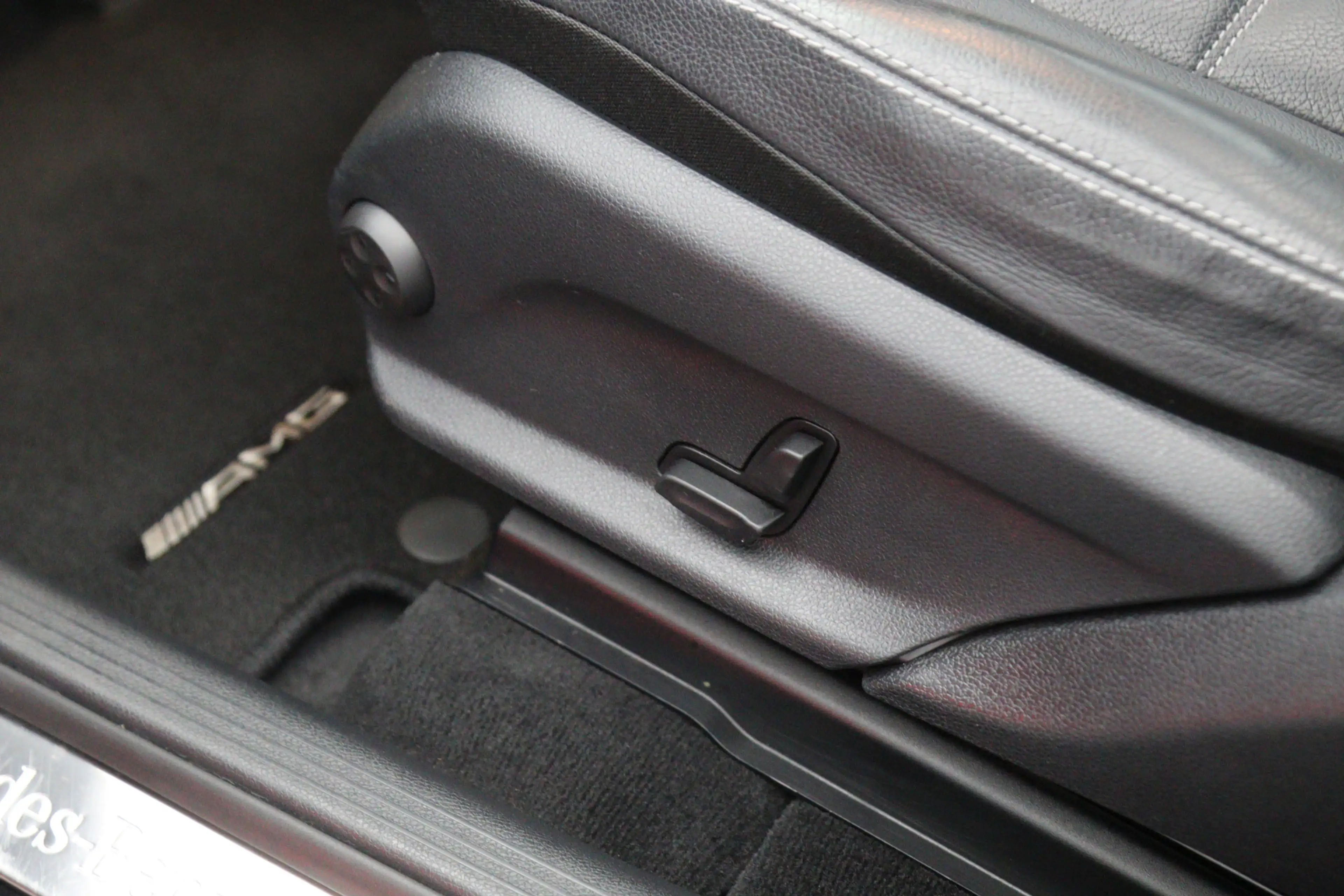 Mercedes-Benz GLC 350 350e 4MATIC 320 PK AMG-Line Ambition PHEV, Panoram — photo 29