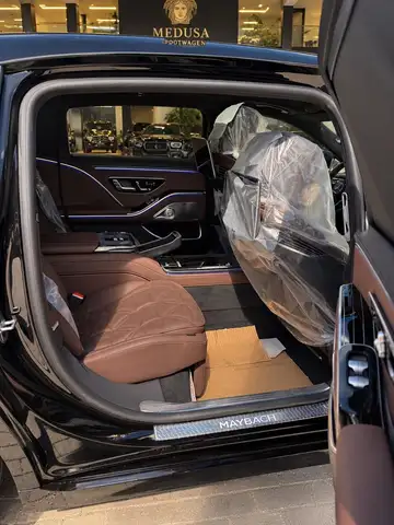 Mercedes-Benz S-Class view 11