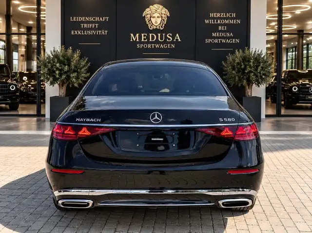 Mercedes-Benz S-Class view 5