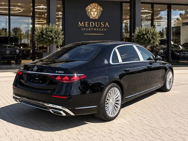 Mercedes-Benz S-Class view 4