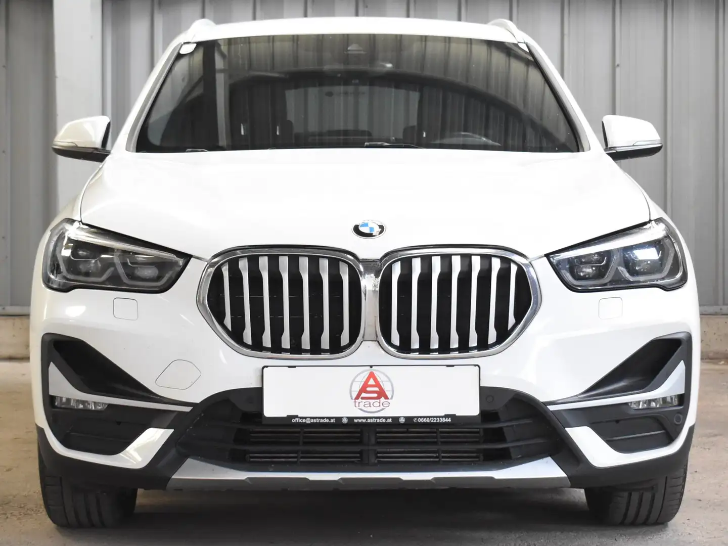 BMW X1 sDrive 18 d xLine*Aut*Kamera* Blanc - 2