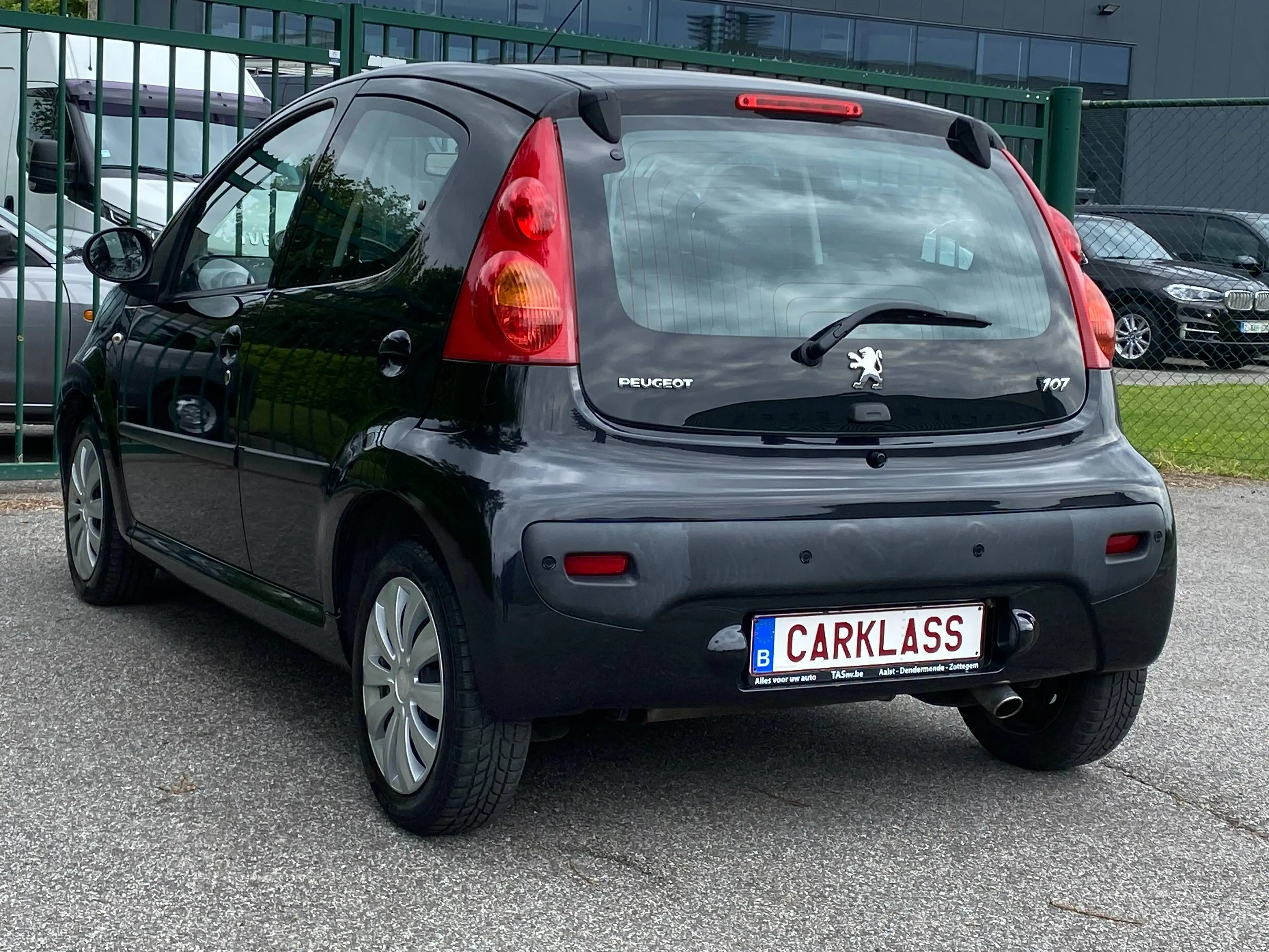 Peugeot 107 — photo 4