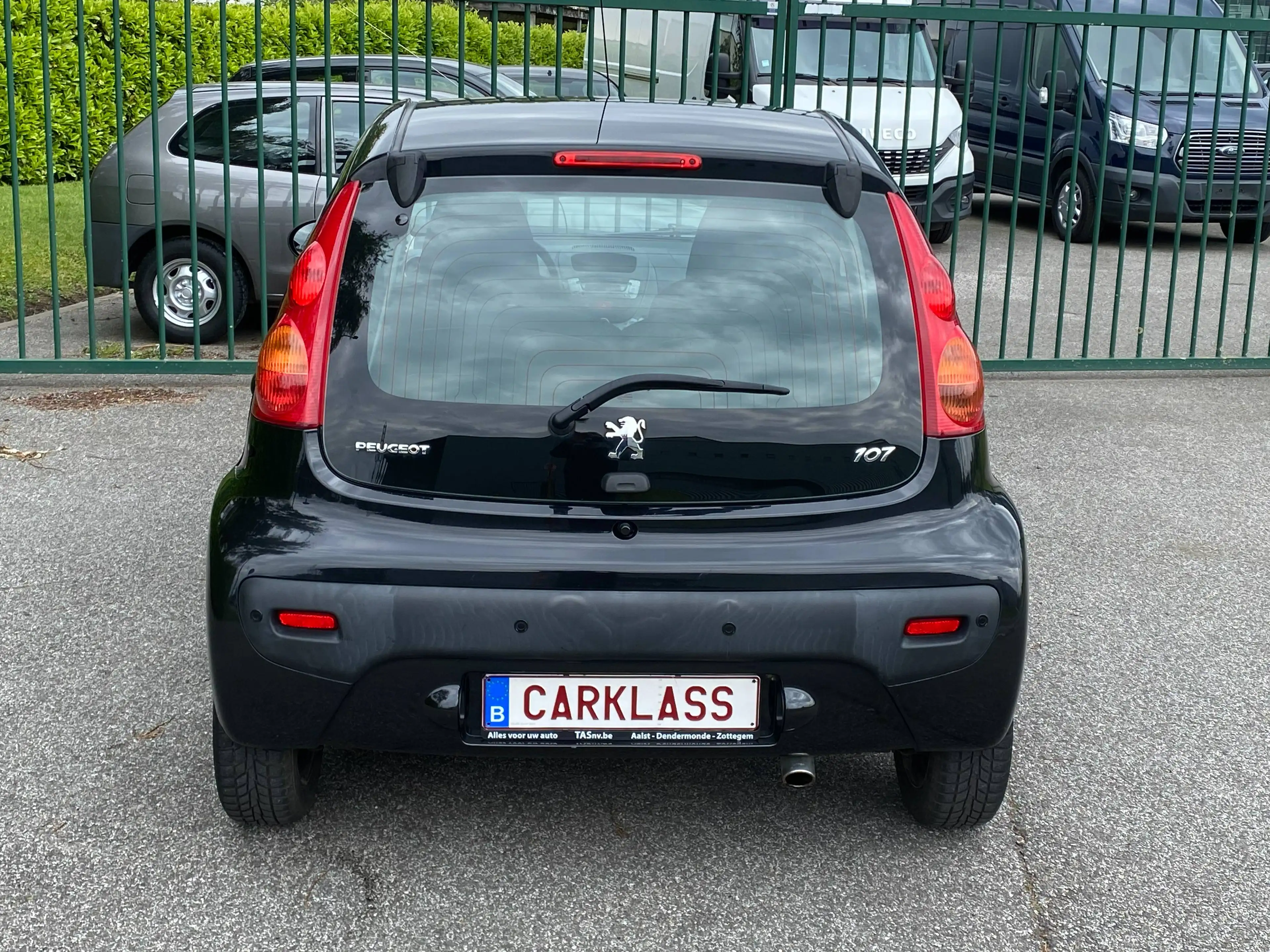 Peugeot 107 — photo 7