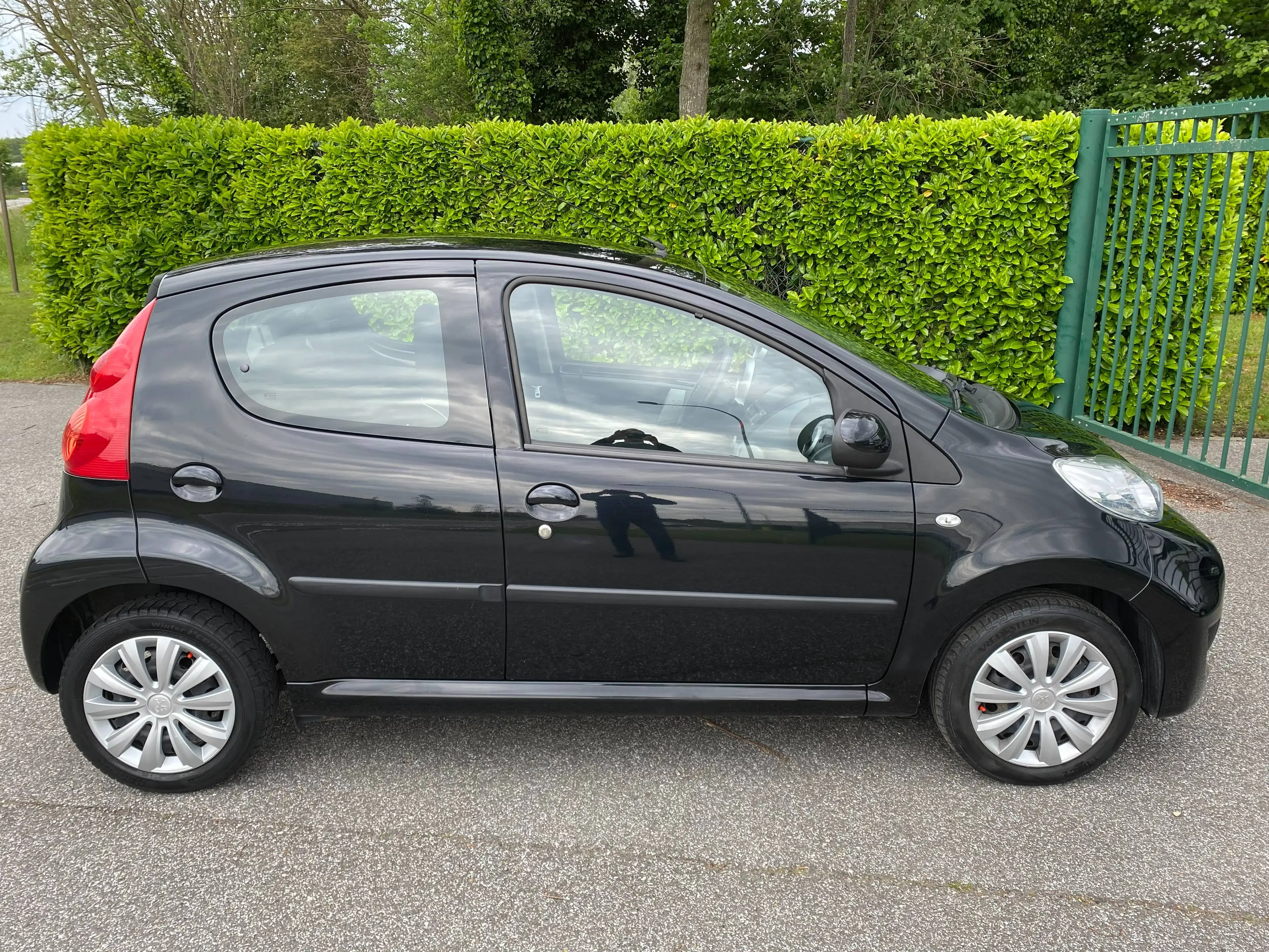 Peugeot 107 — photo 12