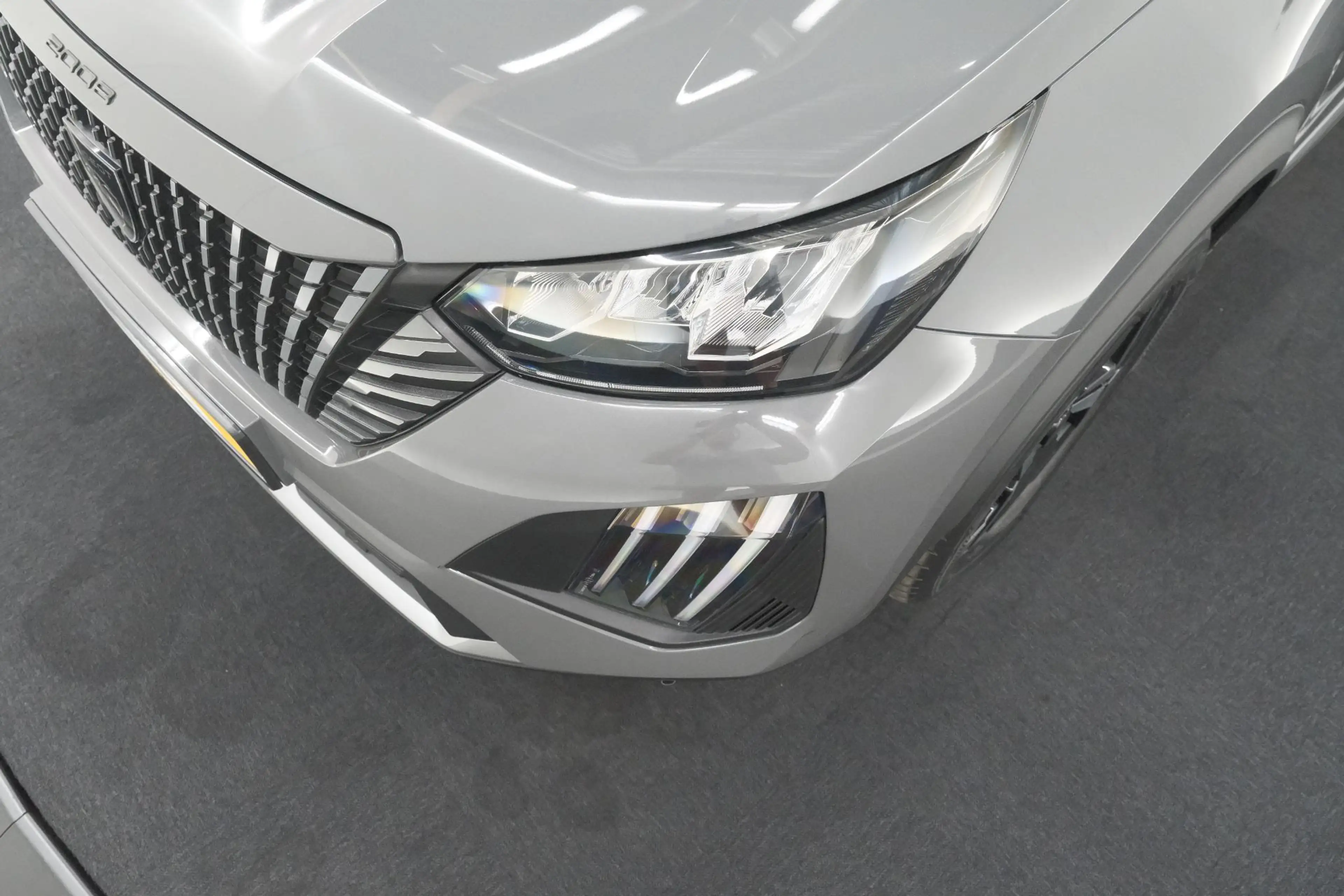Peugeot e-2008 EV Allure 54 kWh | 97,2% SOH | 11 KW Lader | Apple — photo 6