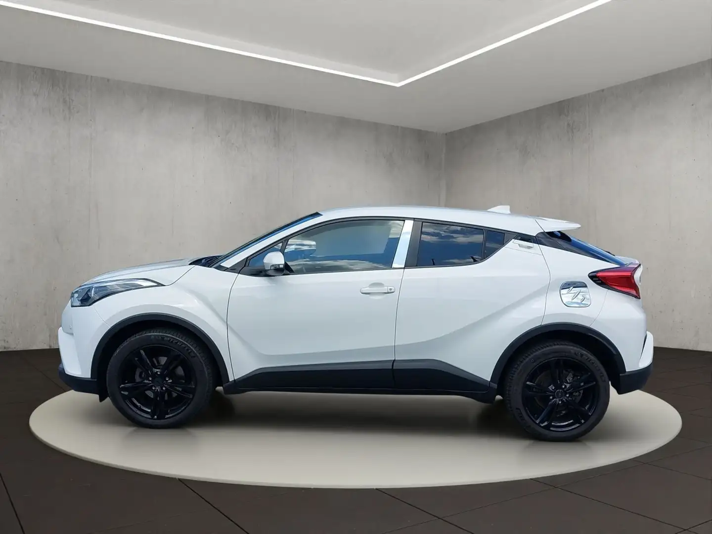Toyota C-HR 1.2 Turbo Flow 4x2 Wit - 2