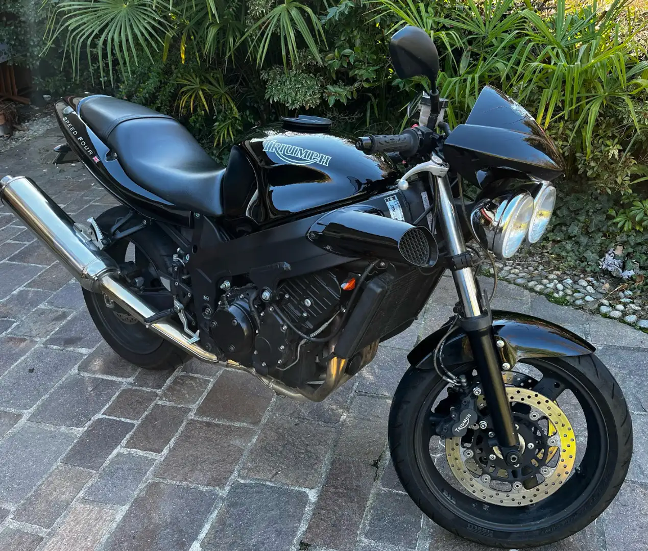 Triumph Speed Four - 1