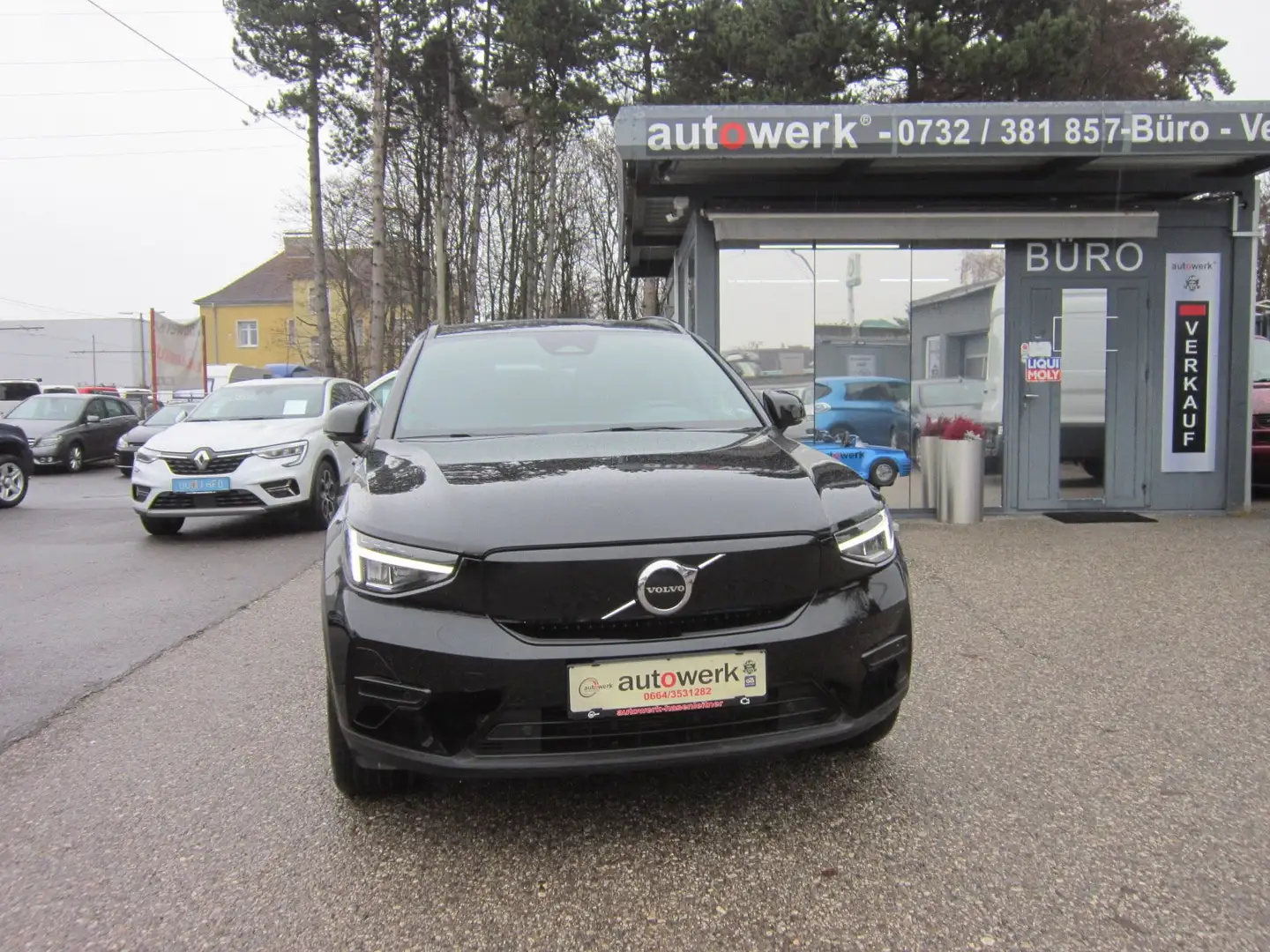 Volvo XC40 XC40 Recharge Pure Electric 70kWh Pro Recharge Pro Schwarz - 2