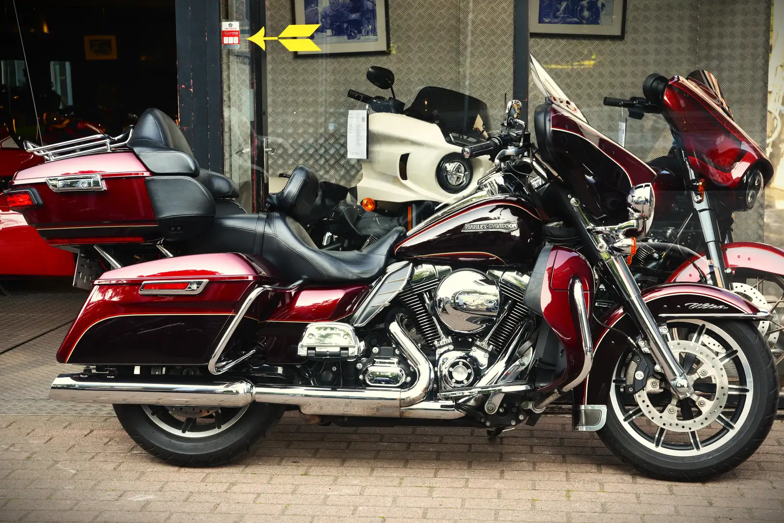 Harley-Davidson Electra Glide 103 ULTRA ***MOTO VERTE*** Roşu - 2