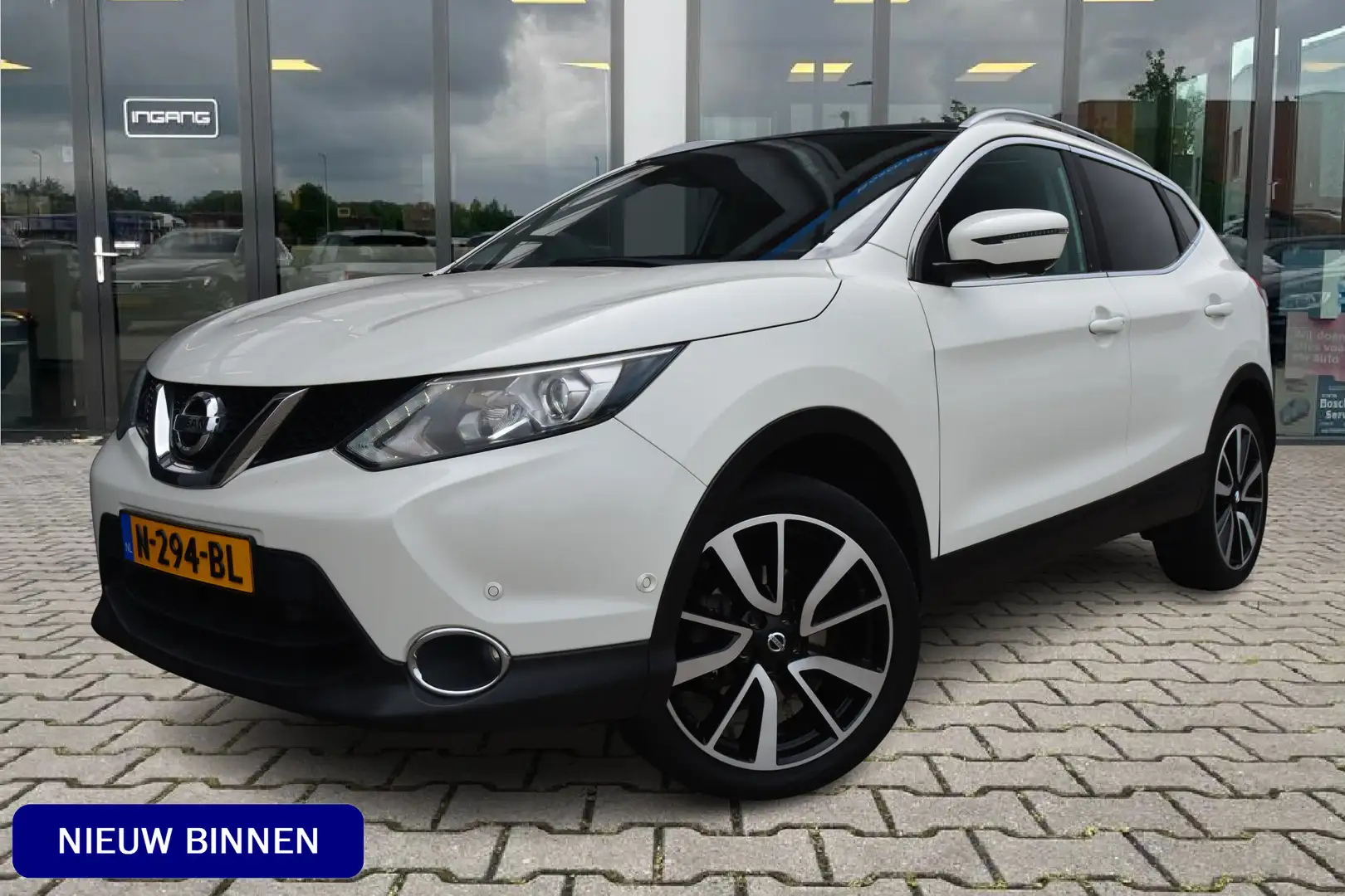 Nissan Qashqai 1.2 Tekna | Pano | 360 Camera | 18 Inch | Blanc - 1