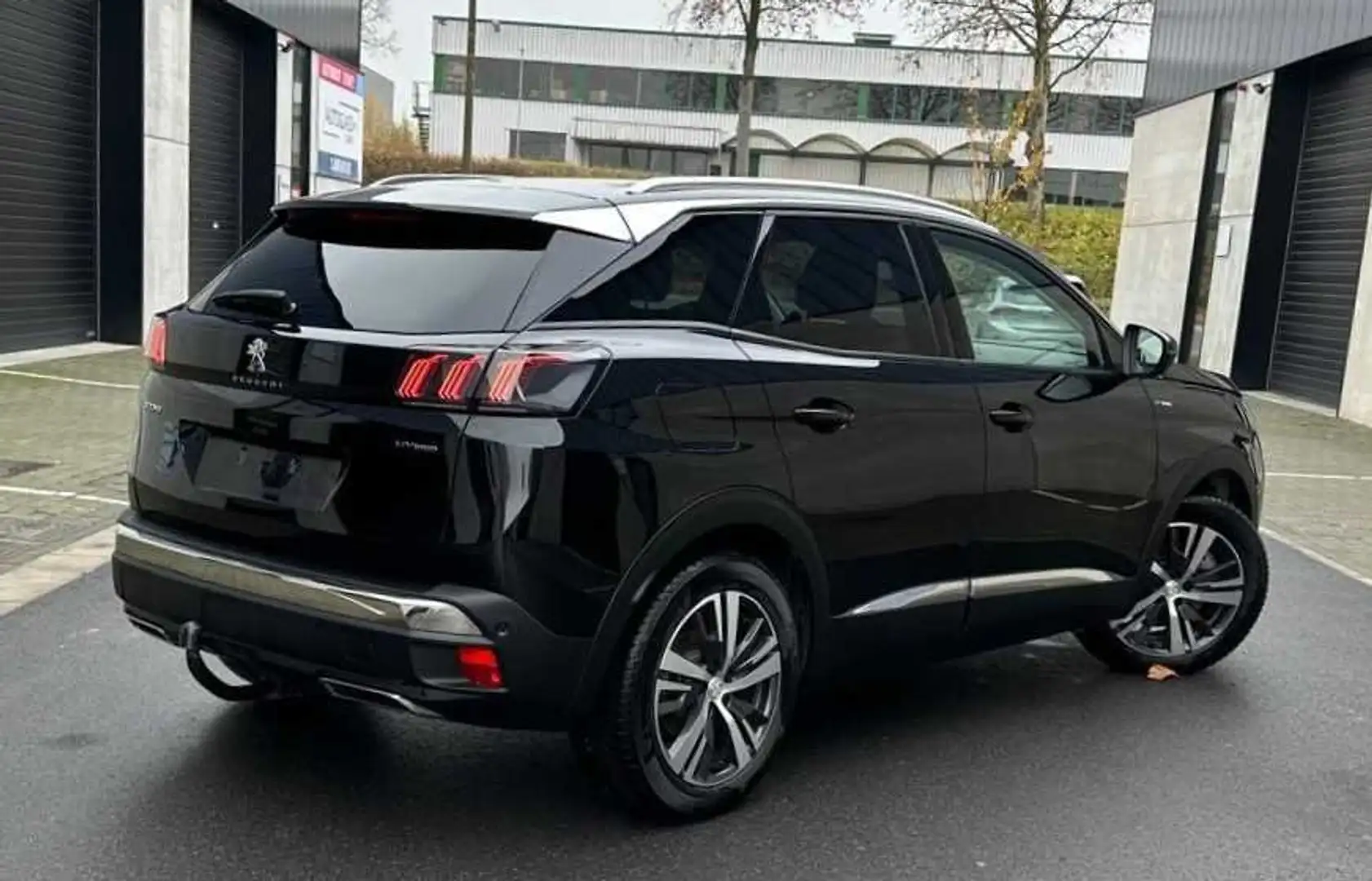 Peugeot 3008 1.6 Hybrid 225 Plug In E-EAT8 Allure TVA Zwart - 2