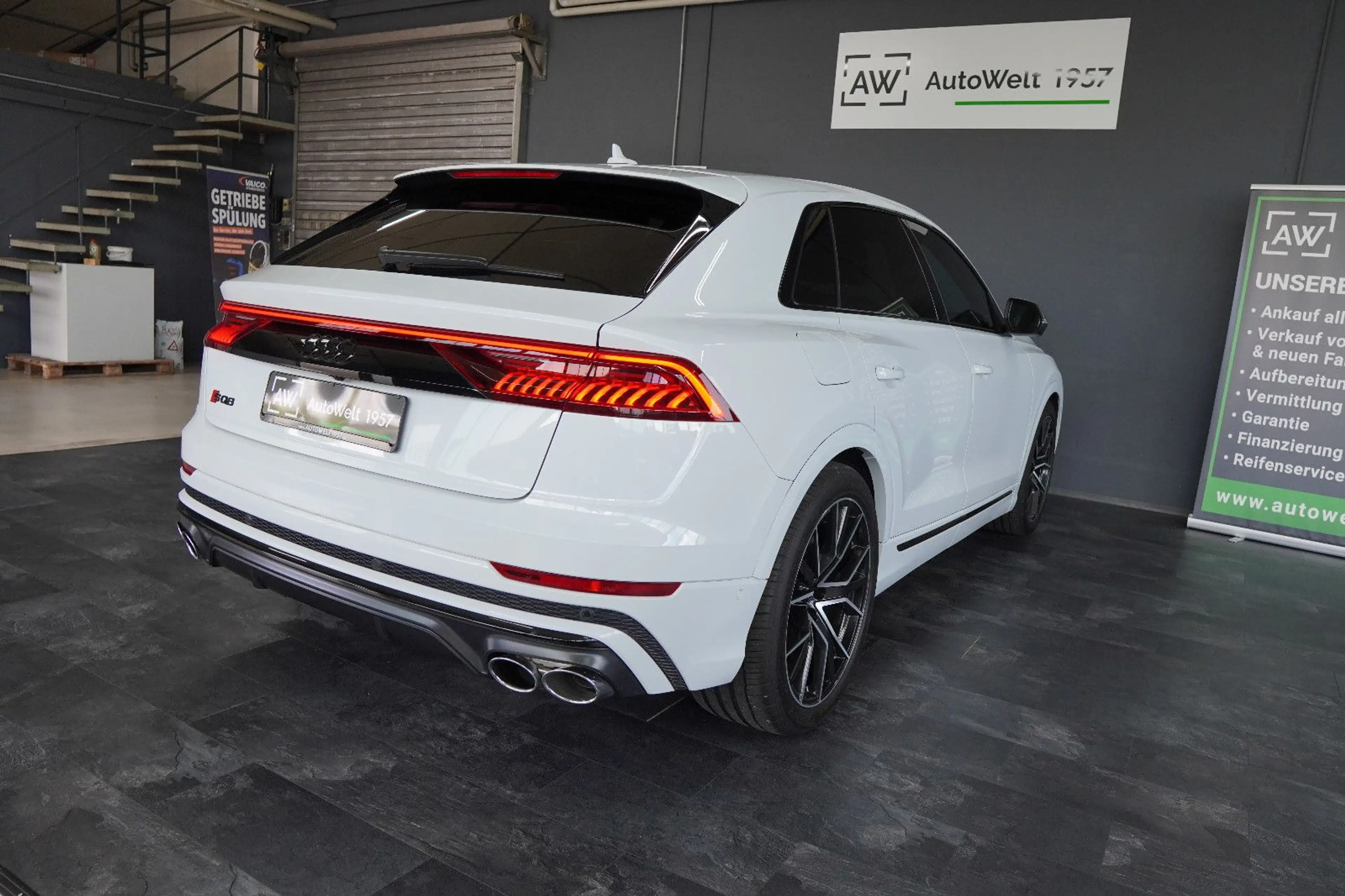 Audi SQ8 4.0 TFSI quattro competition plus*HD*AHK*B&O — photo 8
