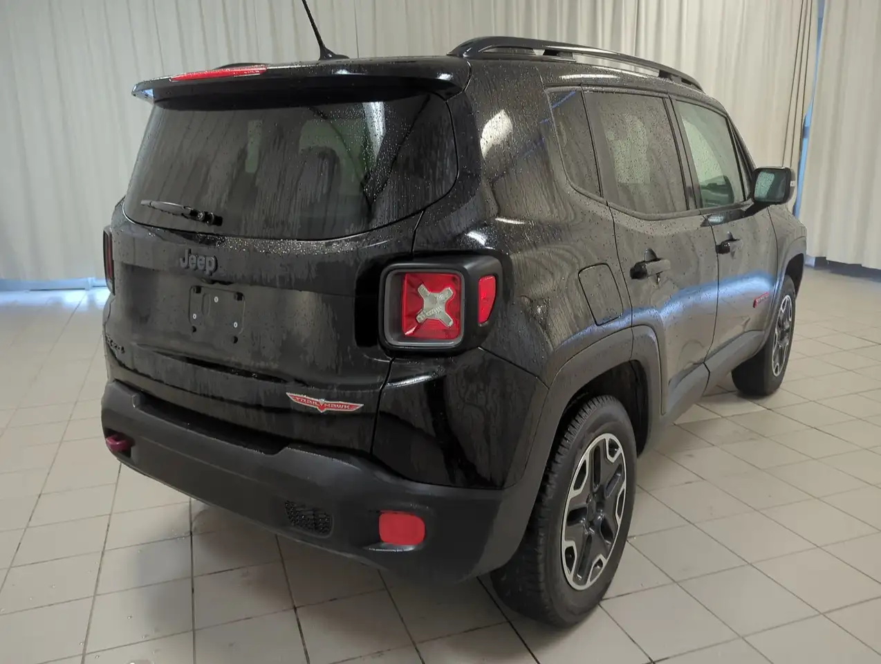 Jeep Renegade снимка Jeep Renegade