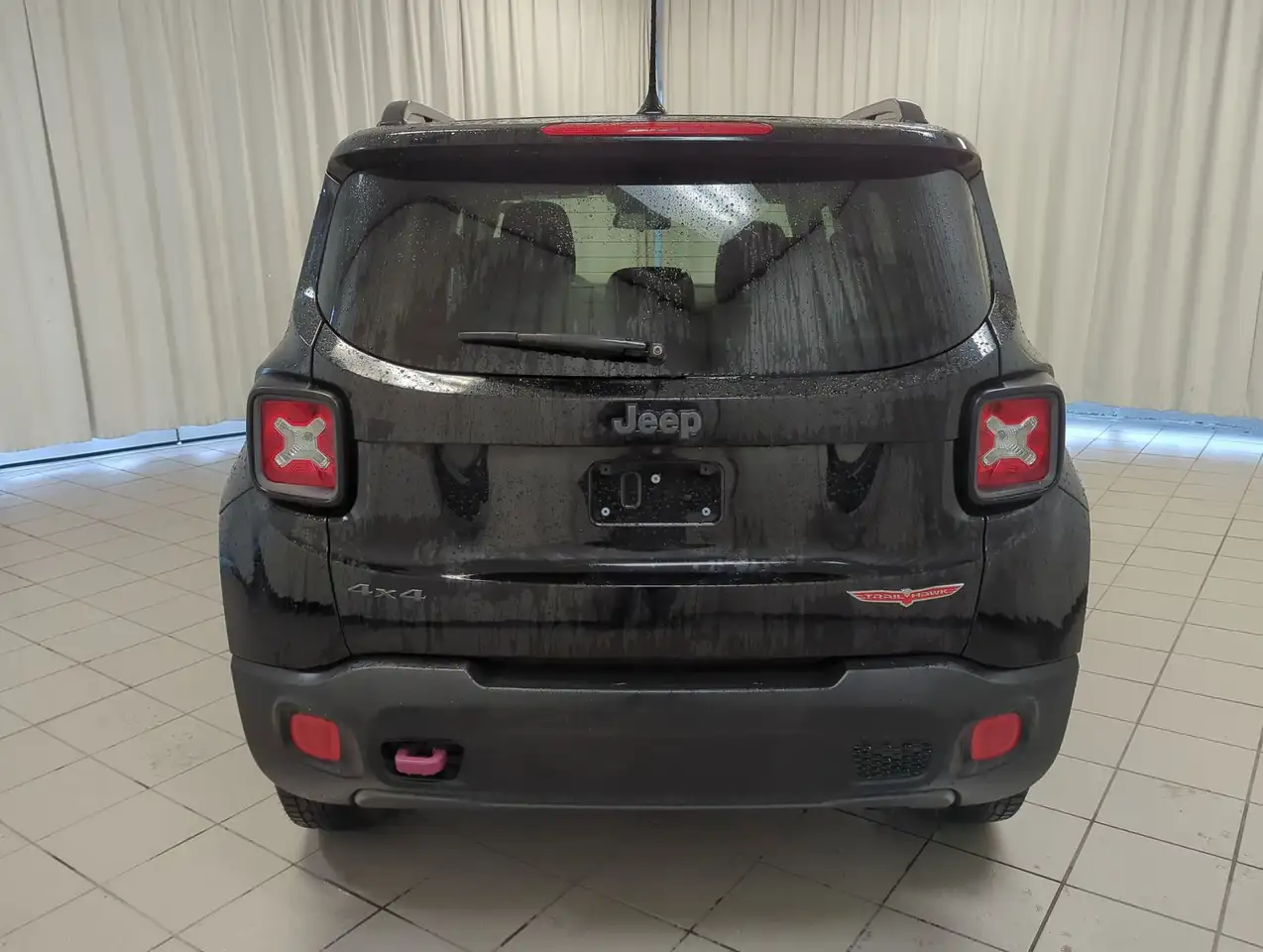 Jeep Renegade снимка Jeep Renegade