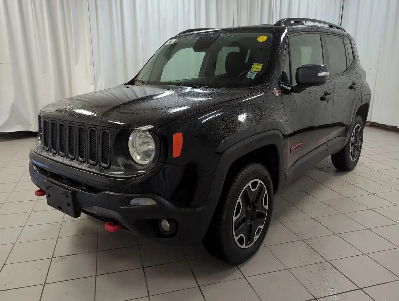 Jeep Renegade снимка Jeep Renegade