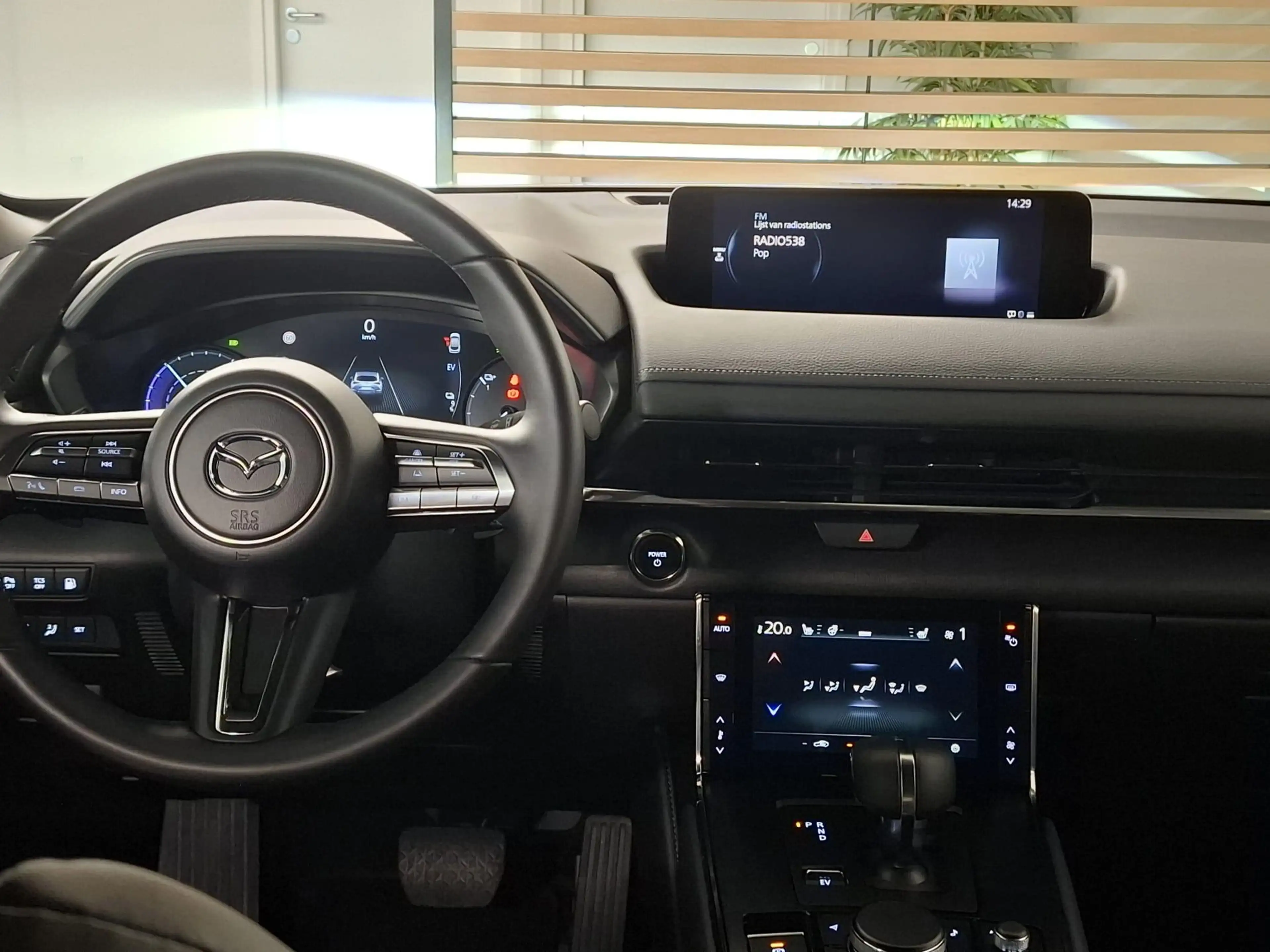 Mazda MX-30 e-SkyActiv R-EV 170 Exclusive-line Stoel-stuurverw — photo 3