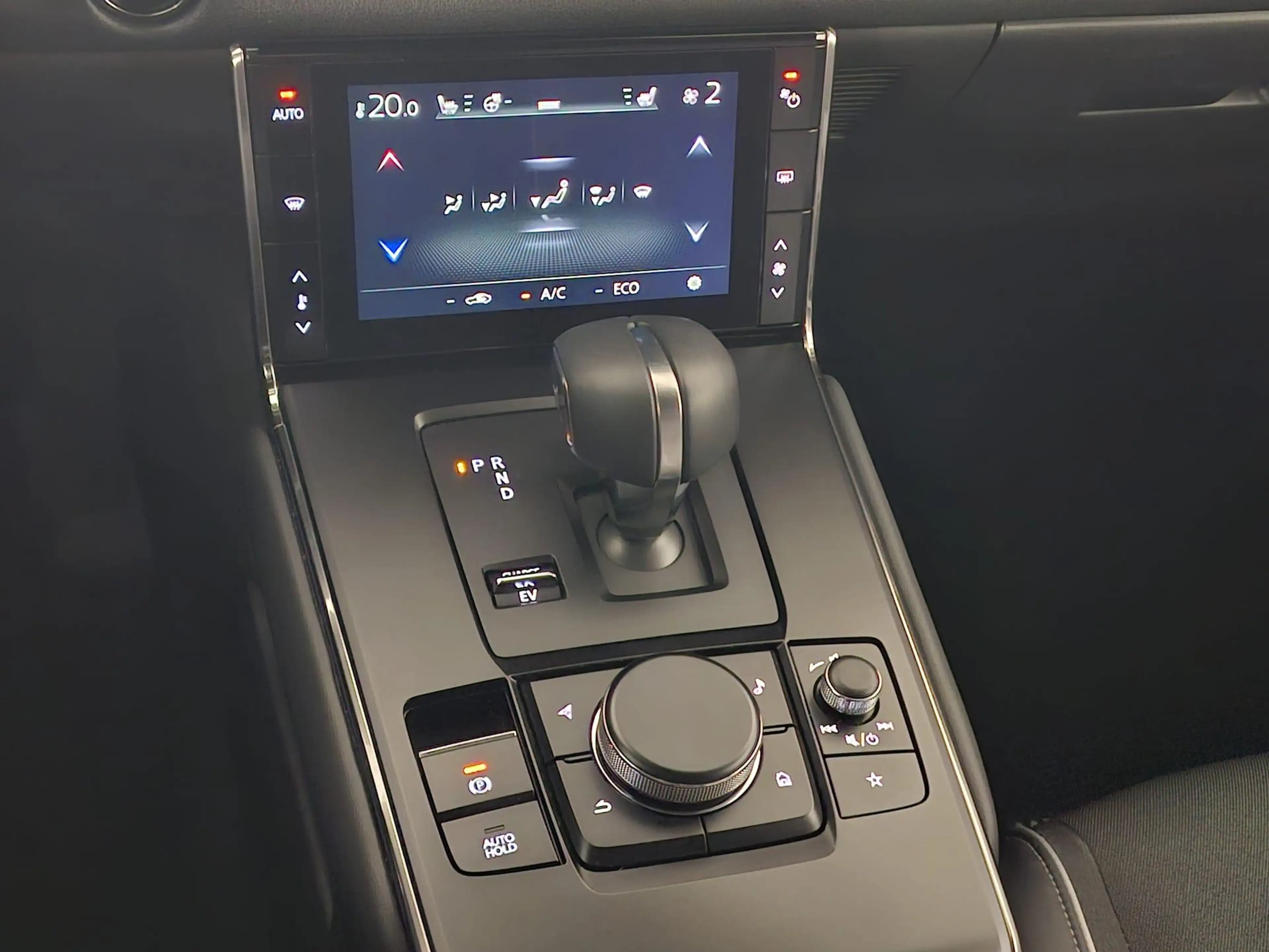 Mazda MX-30 e-SkyActiv R-EV 170 Exclusive-line Stoel-stuurverw — photo 8