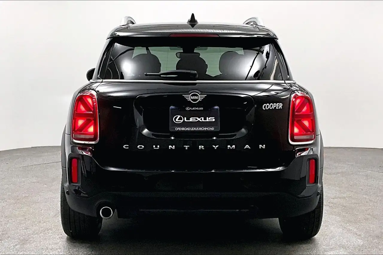 MINI Countryman снимка MINI Countryman