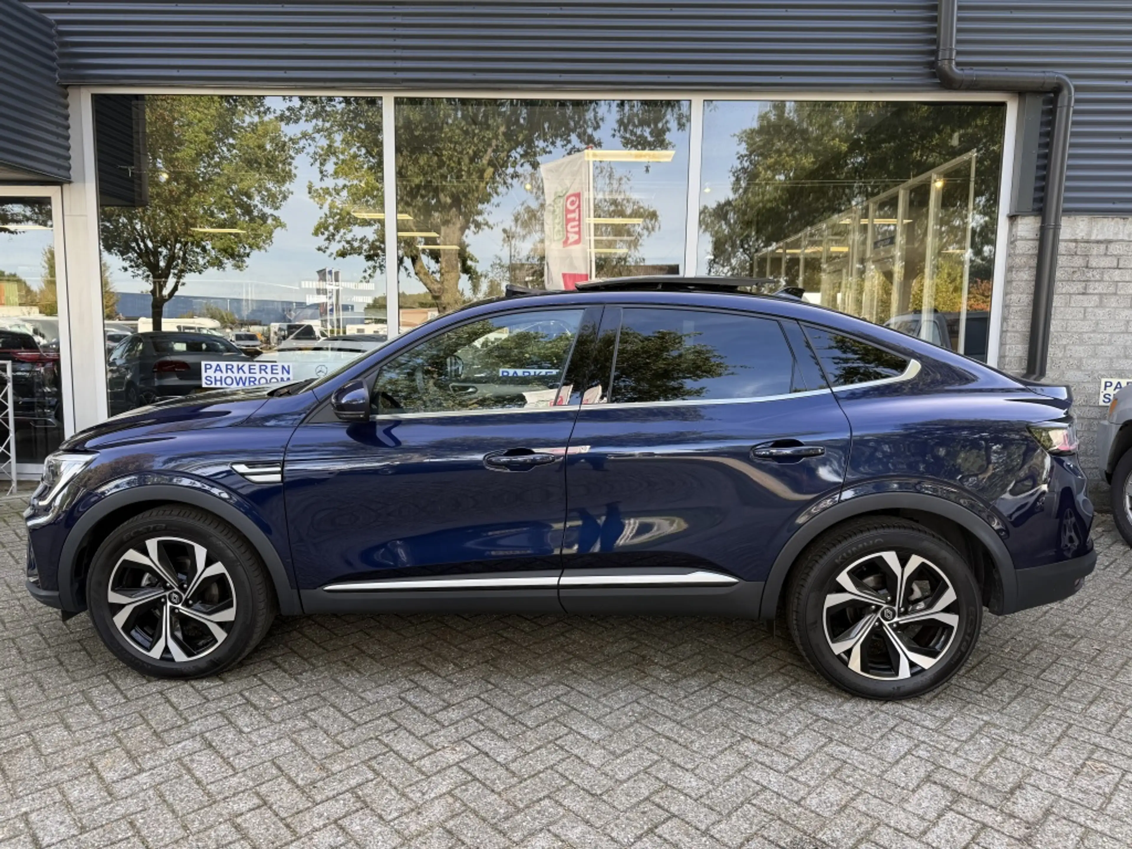 Renault Arkana 1.3 TCe 140 / Pano / Carplay / Cruise / Clima — photo 5