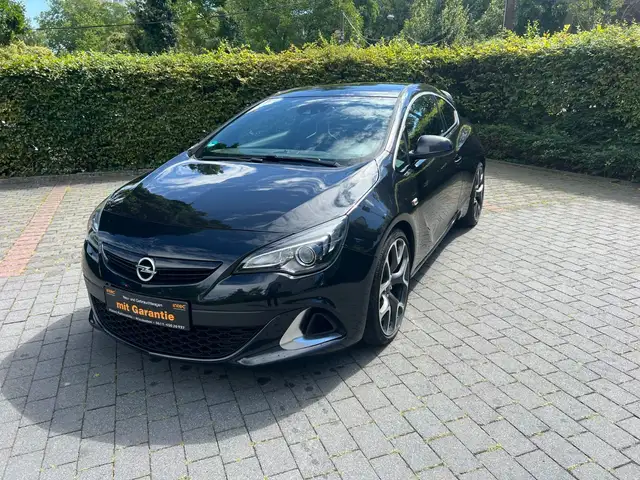 Opel Astra J GTC OPC