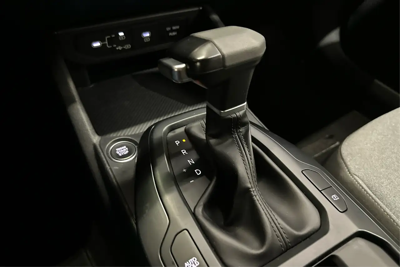 Kia K4 снимка Kia K4