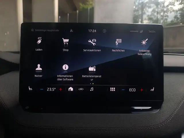 Skoda Enyaq view 26