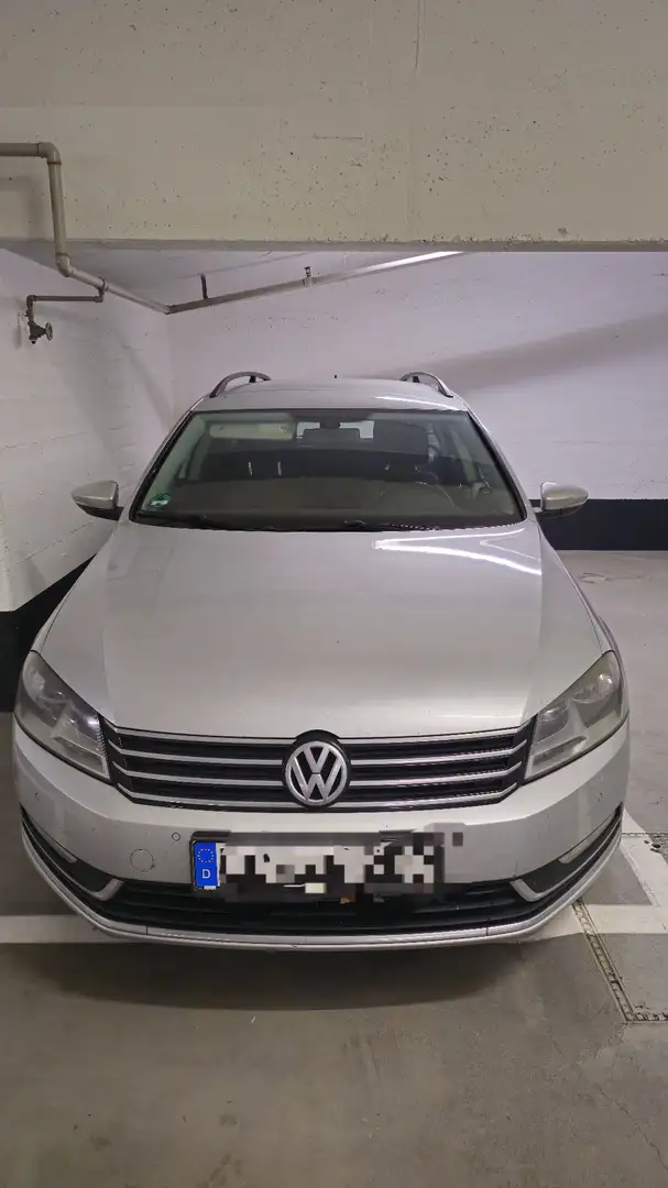 Volkswagen Passat Variant 2.0 Blue TDI DPF DSG Highline - 1