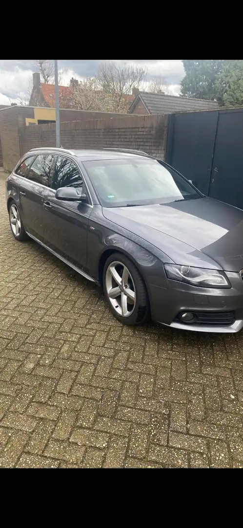 Audi A4 1.8 TFSI S Edition Szary - 1
