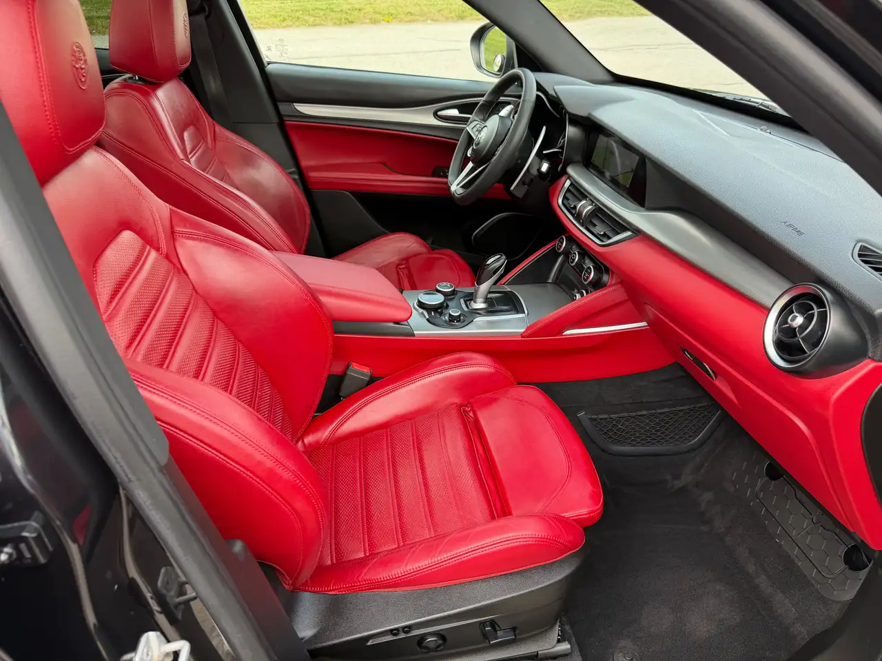 Alfa Romeo Stelvio fotografie Alfa Romeo Stelvio