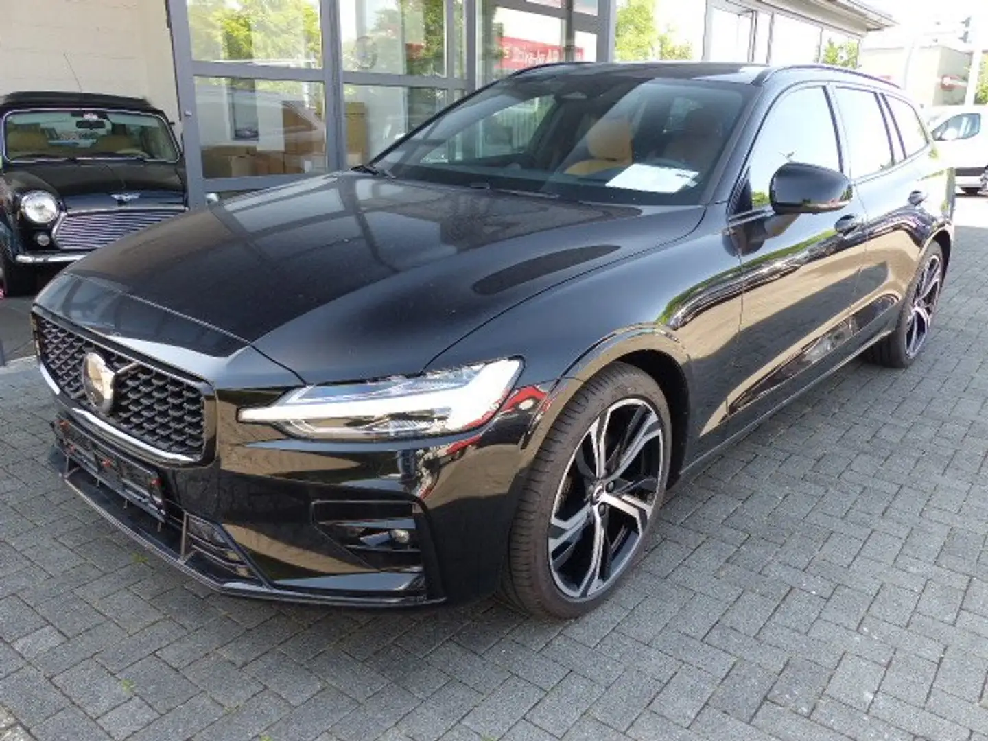 Volvo V60 Ultra Dark B4 Aut.*PANO*LEDER braun*B&W*GOOGLE*ACC Negro - 1