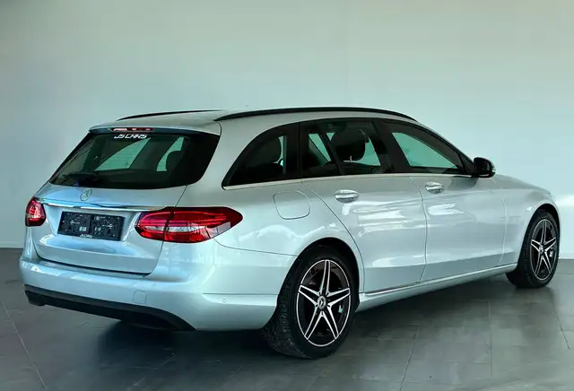 Mercedes-Benz C view 14