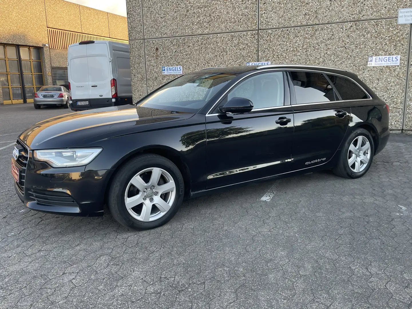 Audi A6 3.0 TDI V6 quattro Avant S Tronic AHK Panorama Negru - 2