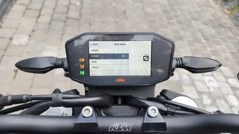 KTM 790 DUKE - foto 4
