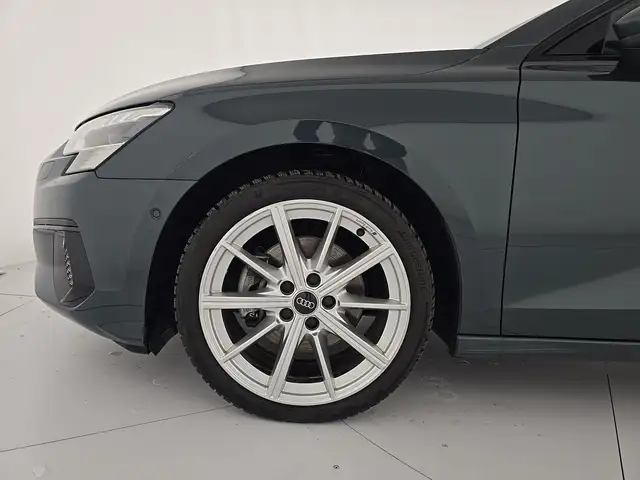 Audi A3 view 9