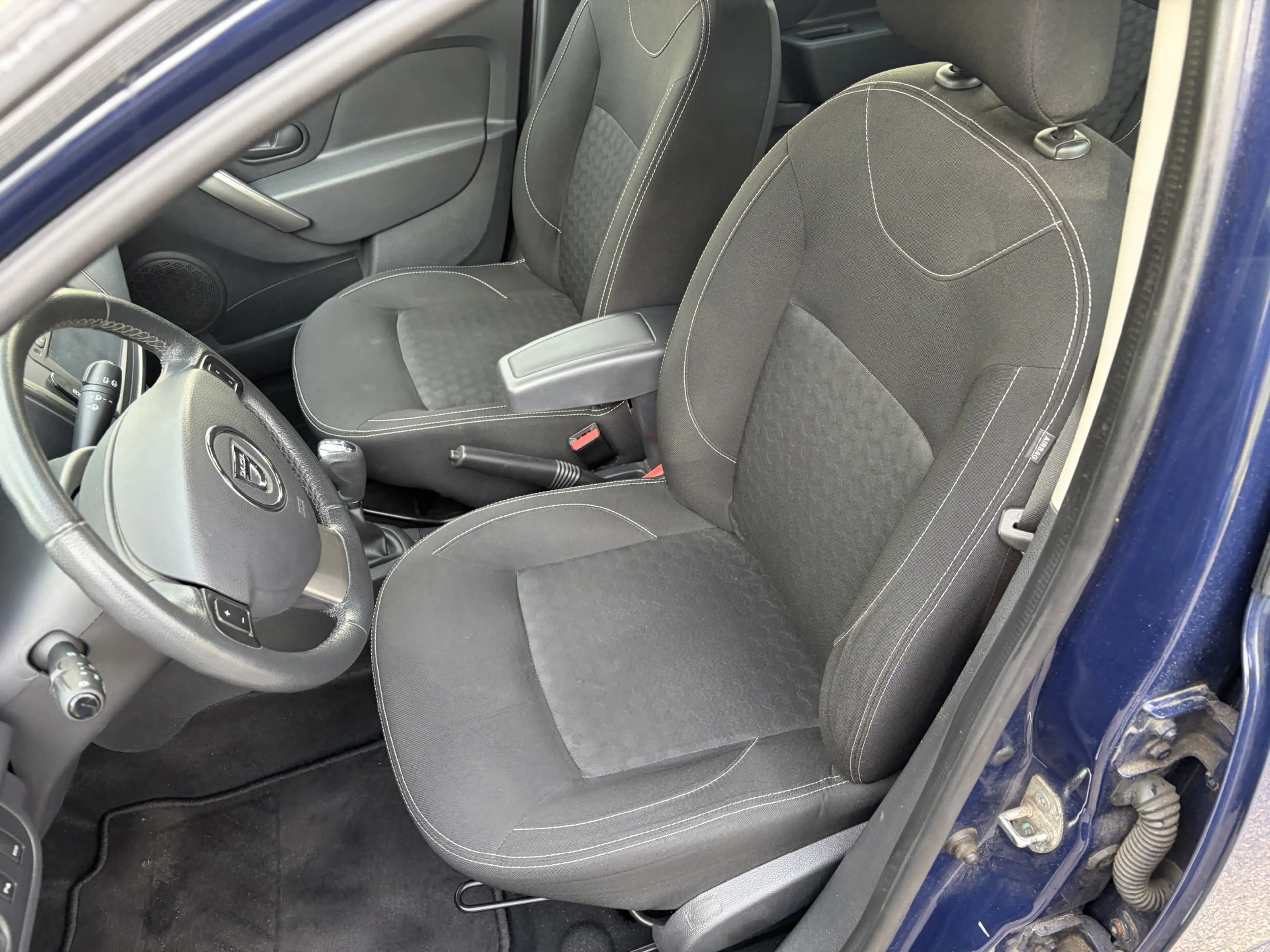 Dacia Logan MCV 0.9 TCe Easy-R Prestige / AUTOMAAT / NAVI / AI — photo 7