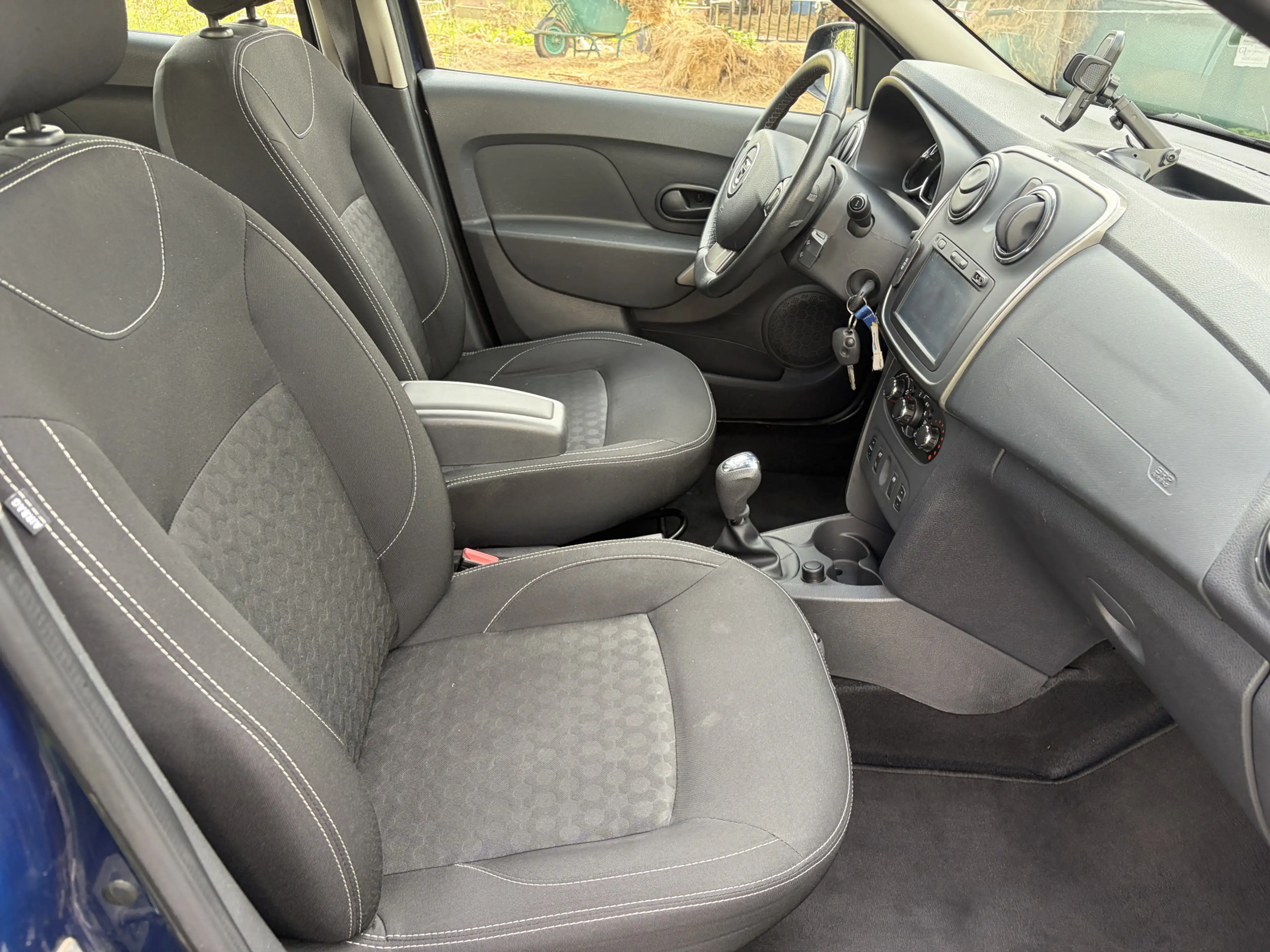 Dacia Logan MCV 0.9 TCe Easy-R Prestige / AUTOMAAT / NAVI / AI — photo 22