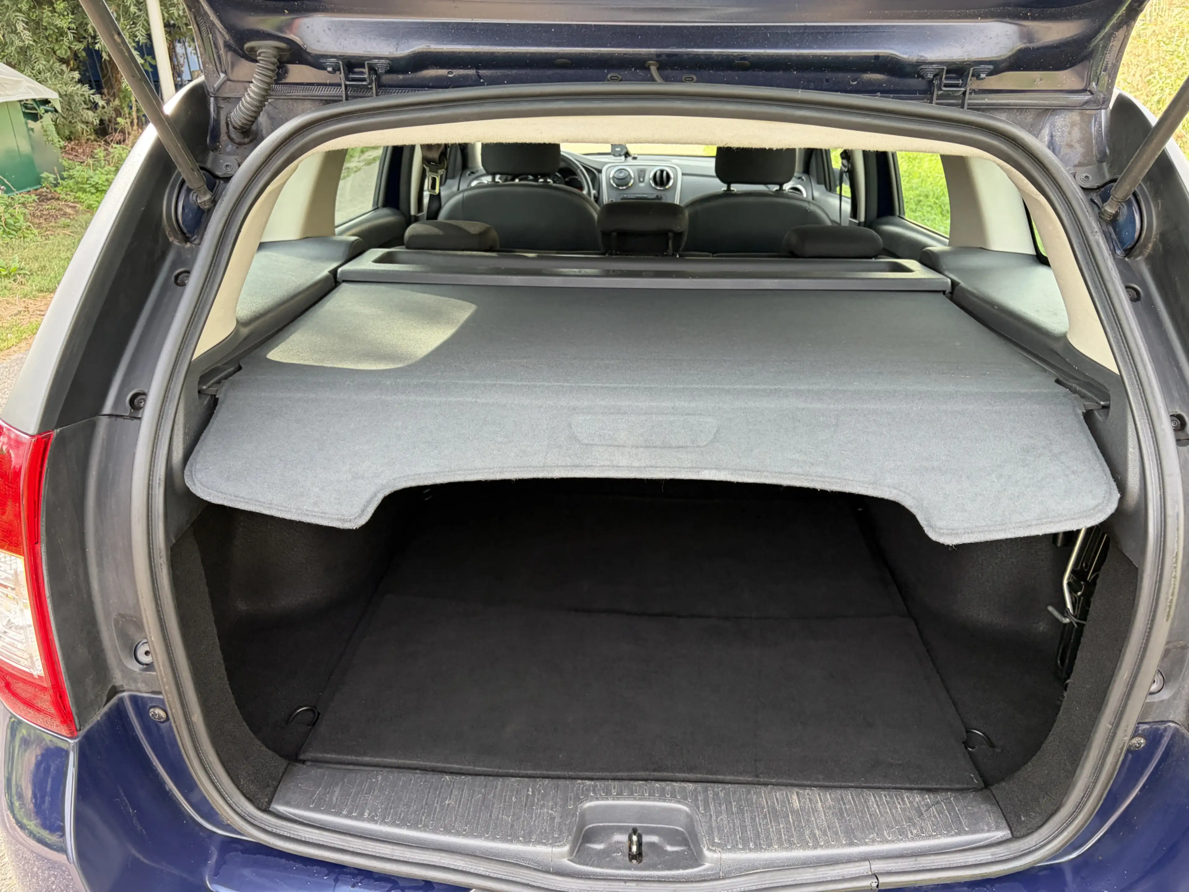 Dacia Logan MCV 0.9 TCe Easy-R Prestige / AUTOMAAT / NAVI / AI — photo 20