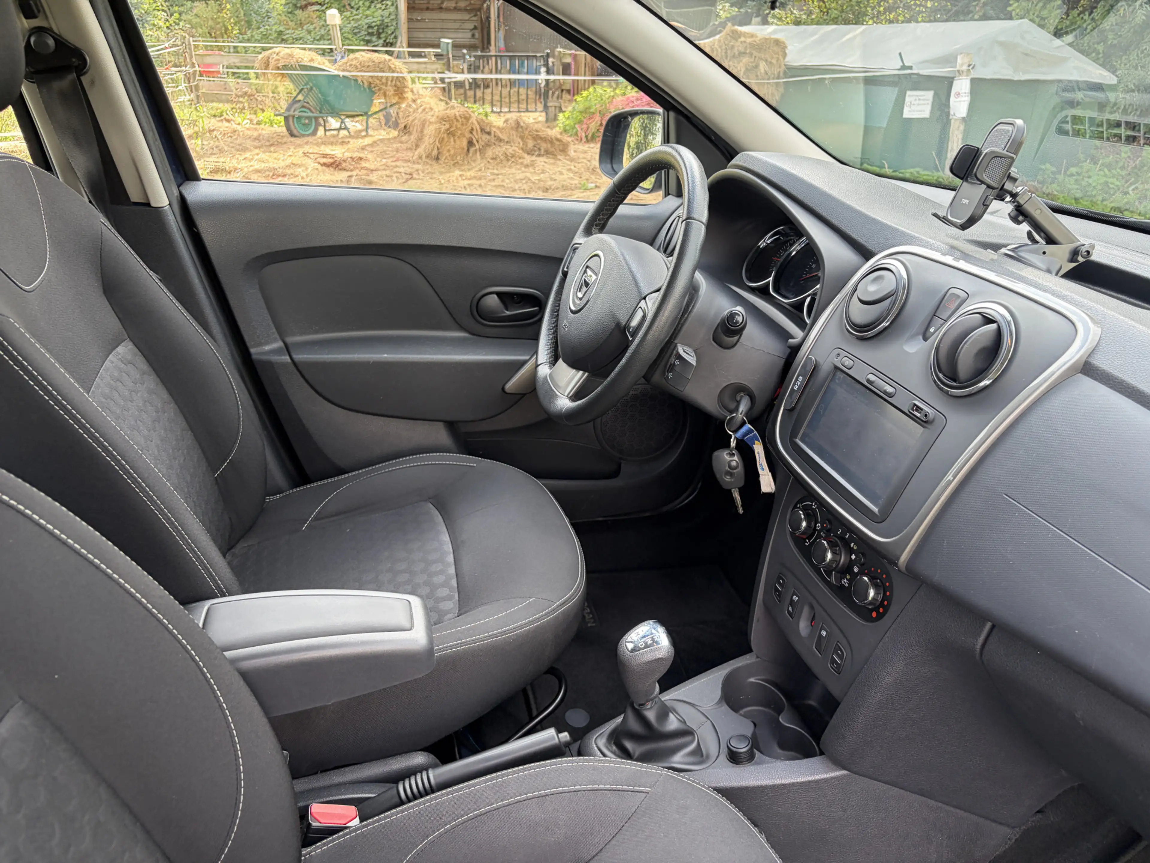 Dacia Logan MCV 0.9 TCe Easy-R Prestige / AUTOMAAT / NAVI / AI — photo 23