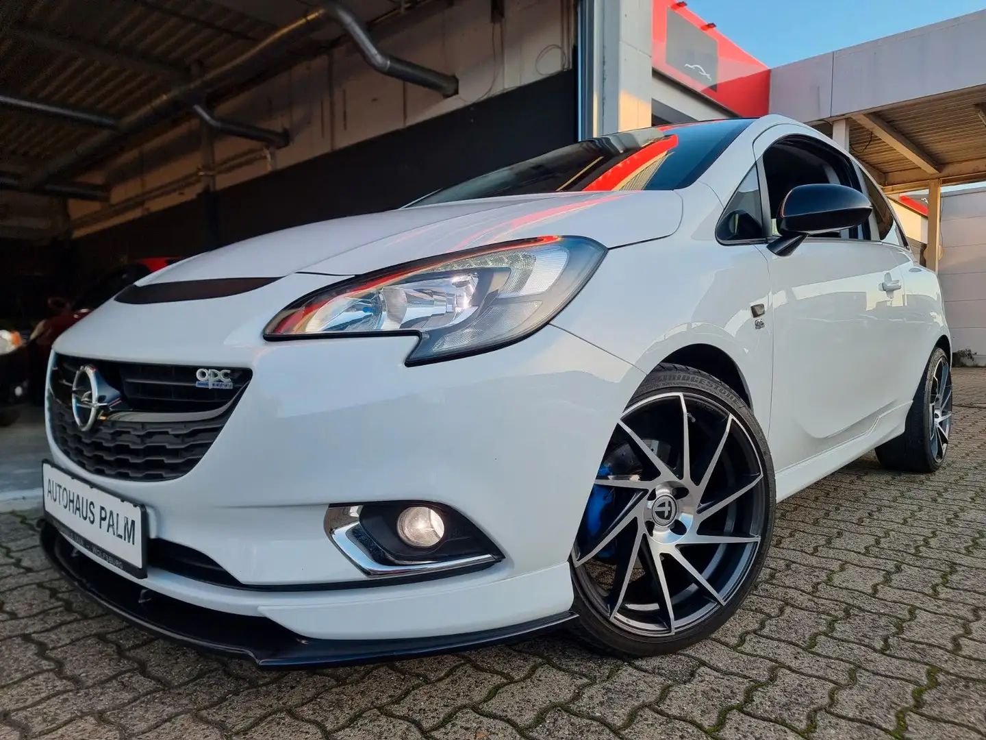 Opel Corsa E Color Edition OPC -Line Exterieur/ Inter Weiß - 1