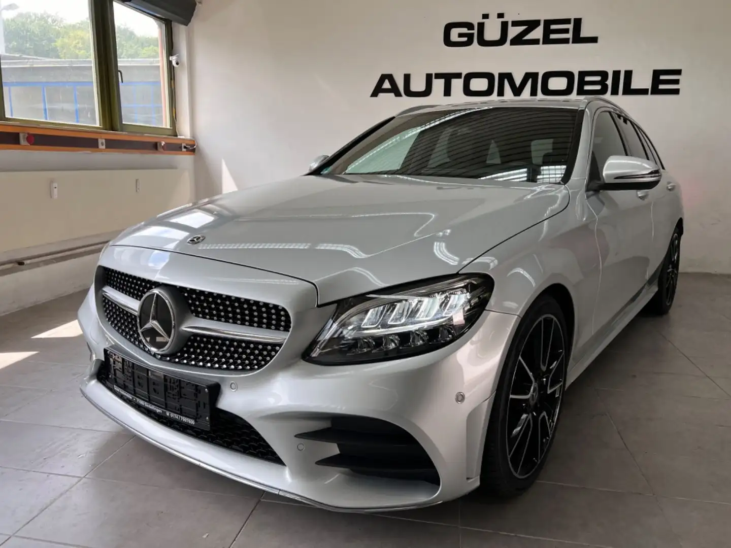 Mercedes-Benz C 220 T d AMG LINE/AHK/VIRTUAL/NAVI/LED/LEDER/ Silber - 1